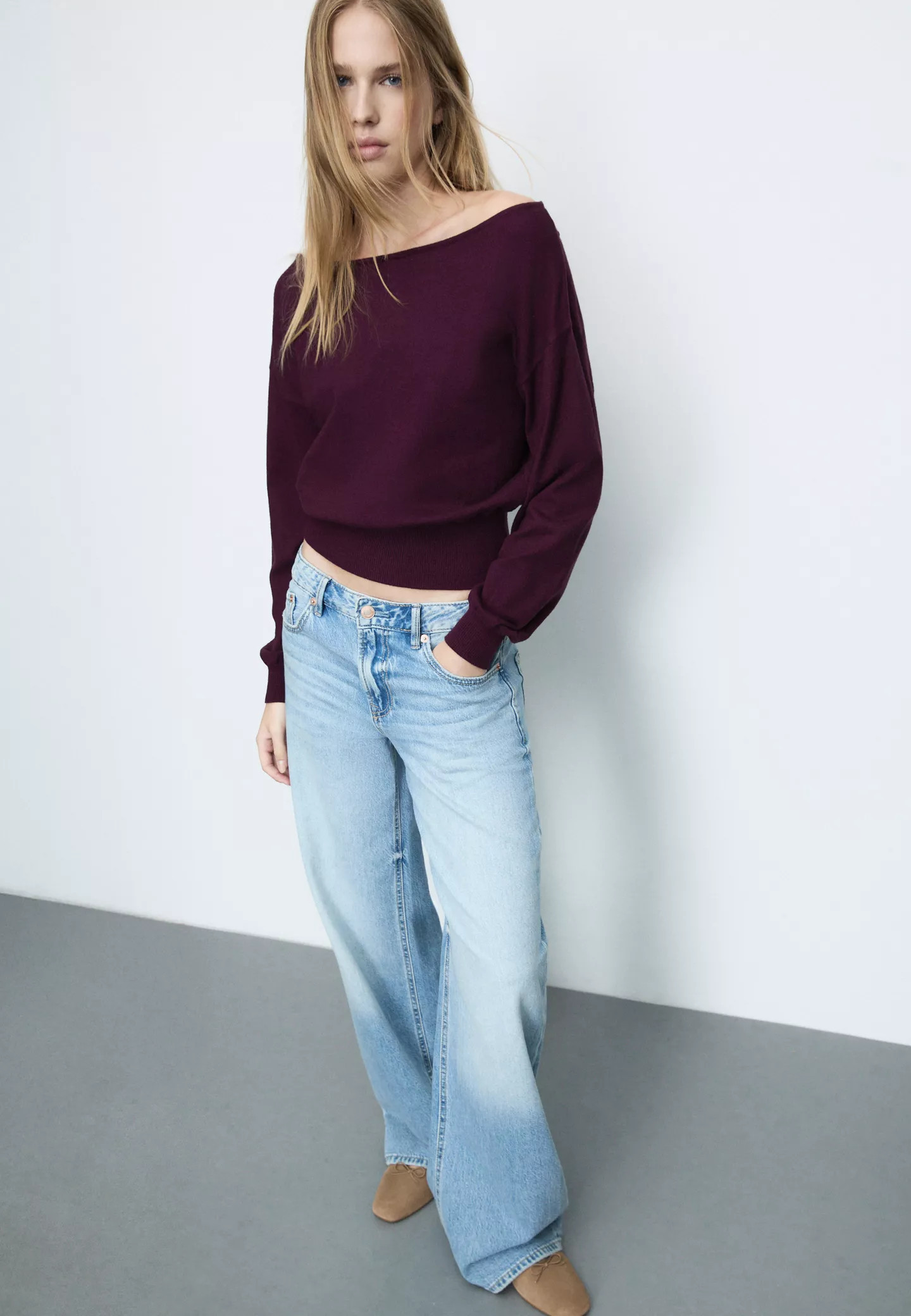D91 low-rise wide-leg Jeans - Women's Jeans | Stradivarius United Kingdom | Stradivarius (UK)