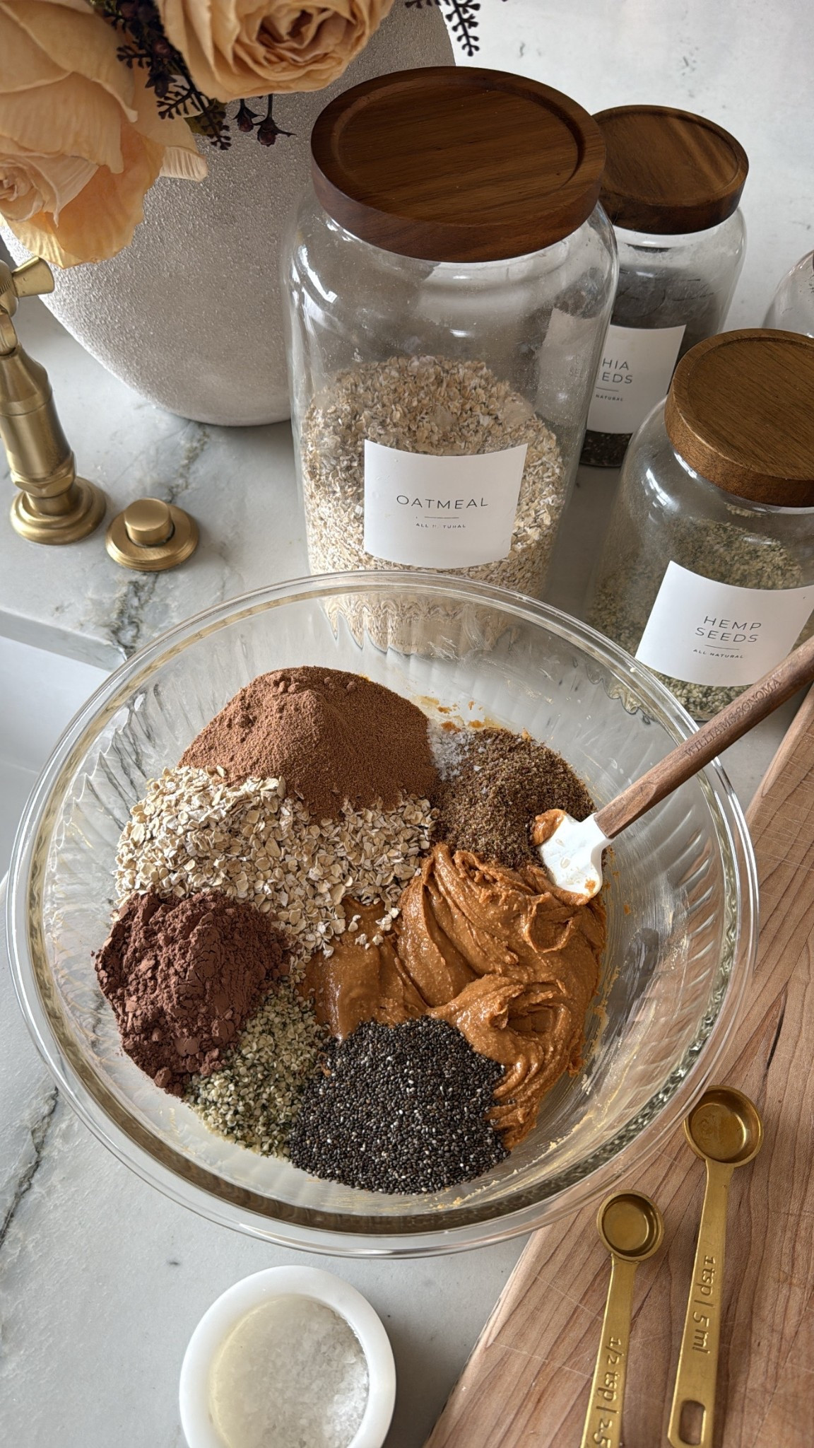 Energy balls in the making! Glass bowls and jar favorites 👩🏻‍🍳


Low tox kitchen 
Organization 
Home 

#LTKHome #LTKfoodie