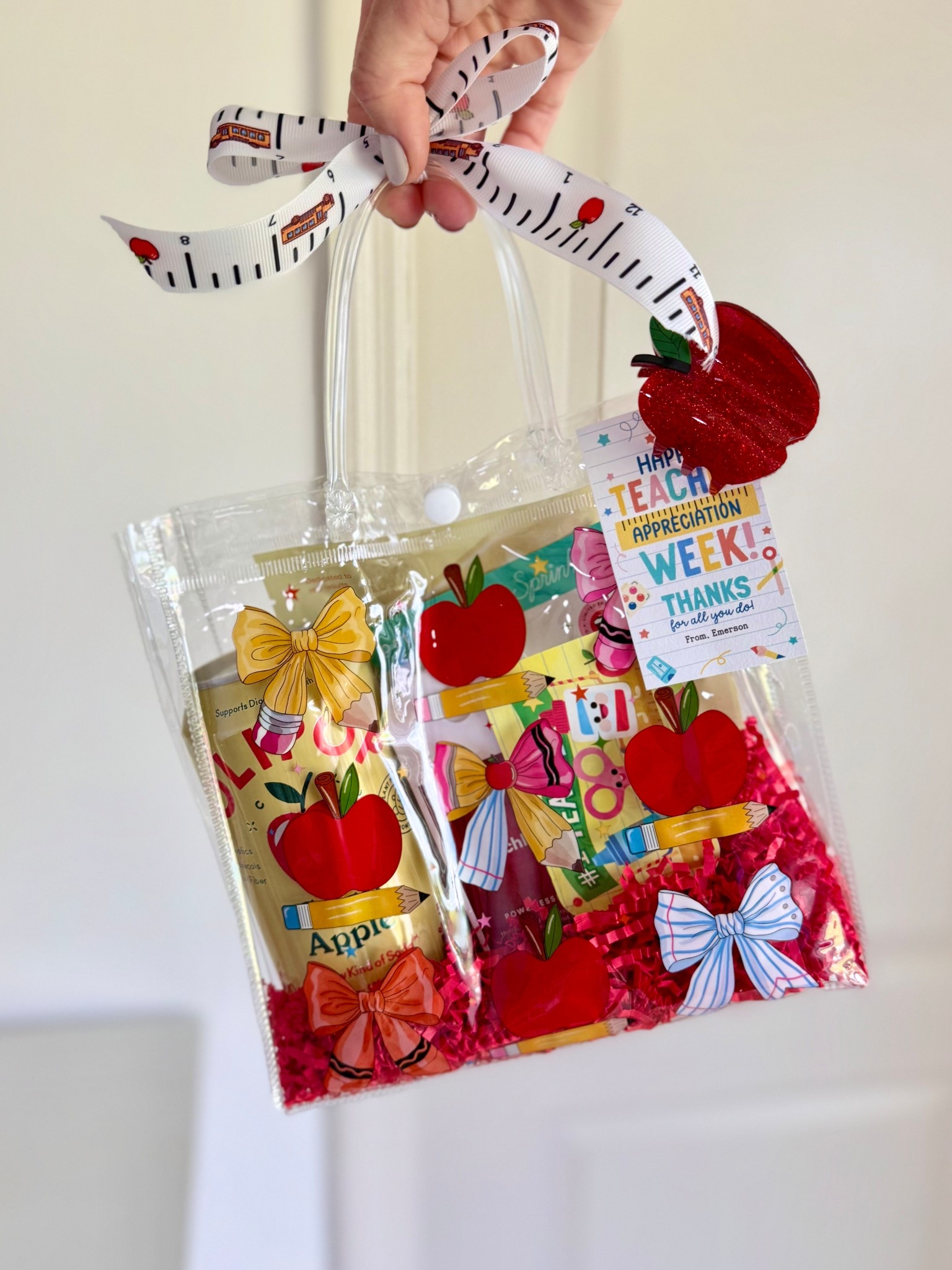 DIY teacher appreciation gift ideas for teachers #teacherappreciation #teachergift #diygift 