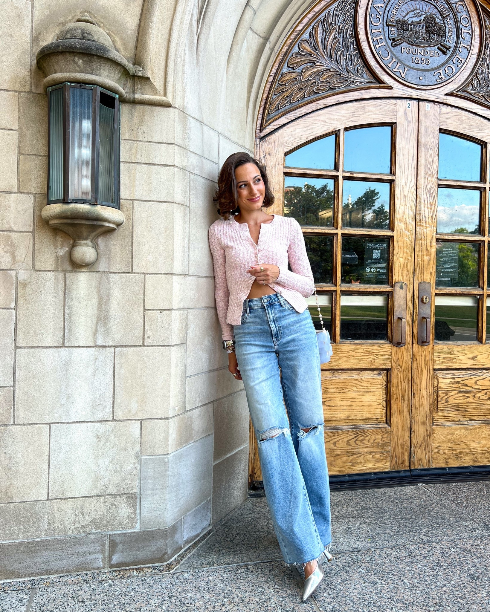 Pearl button cardigan runs tts (wearing an xs)
High rise distressed jeans run big, size down if you’re in between sizes (wearing a 24 and have room)

#LTKActive #LTKFindsUnder100 #LTKSaleAlert