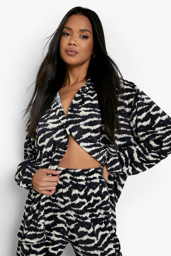 Plisse Zebra Oversized Shirt | Boohoo.com (US & CA)