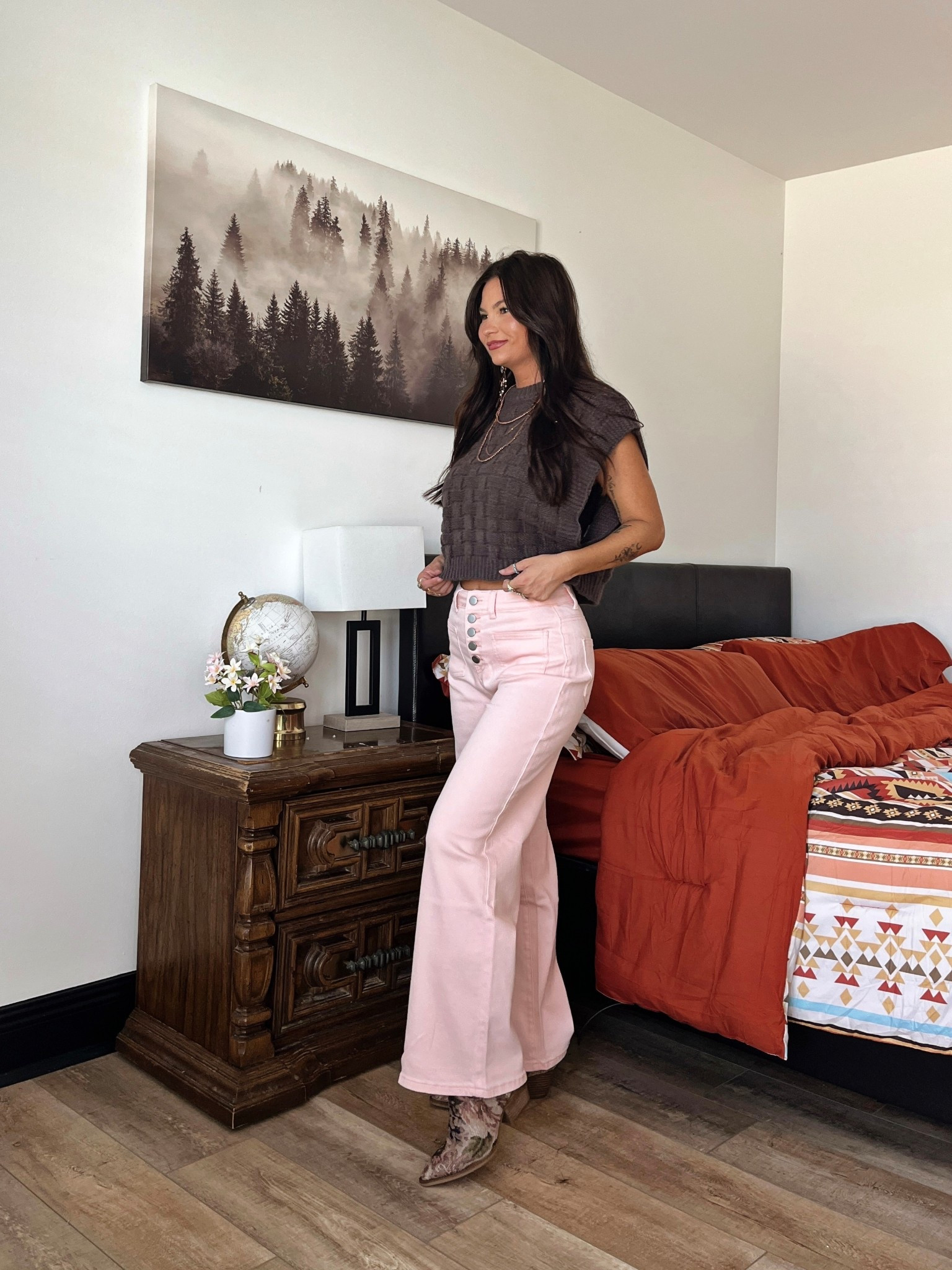 Sweater vest top on sale for only $20! Sizes are selling out fast! Wearing xs

#LTKSaleAlert #LTKStyleTip #LTKFallSale