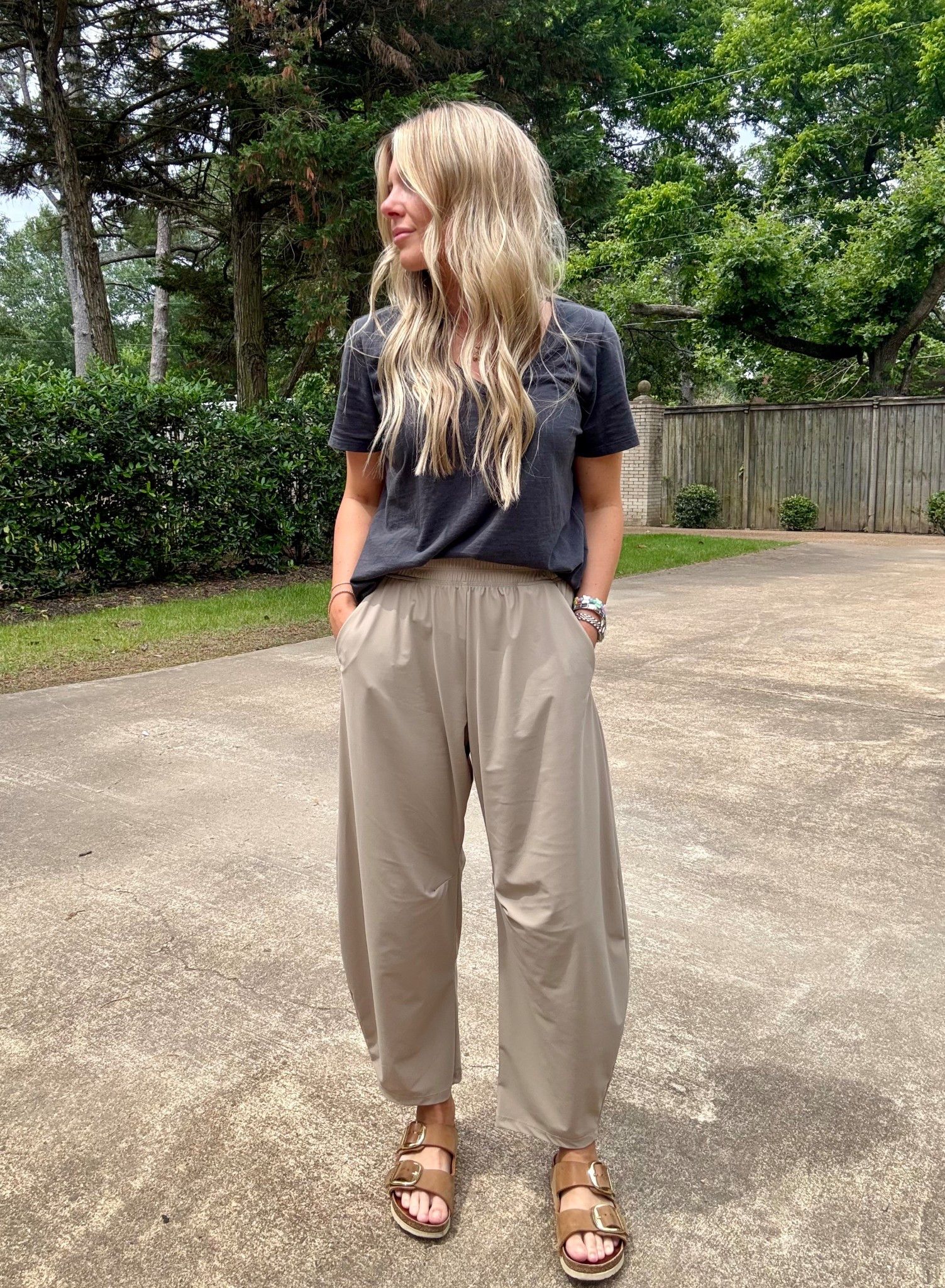 My fav barrel sweatpants are back in stock!! AND 30% off!  This material is so light-weight and breathable. They’re my “not-so-slouchy” sweatpants. 😜 

#LTKFindsUnder50 #LTKSaleAlert #LTKActive