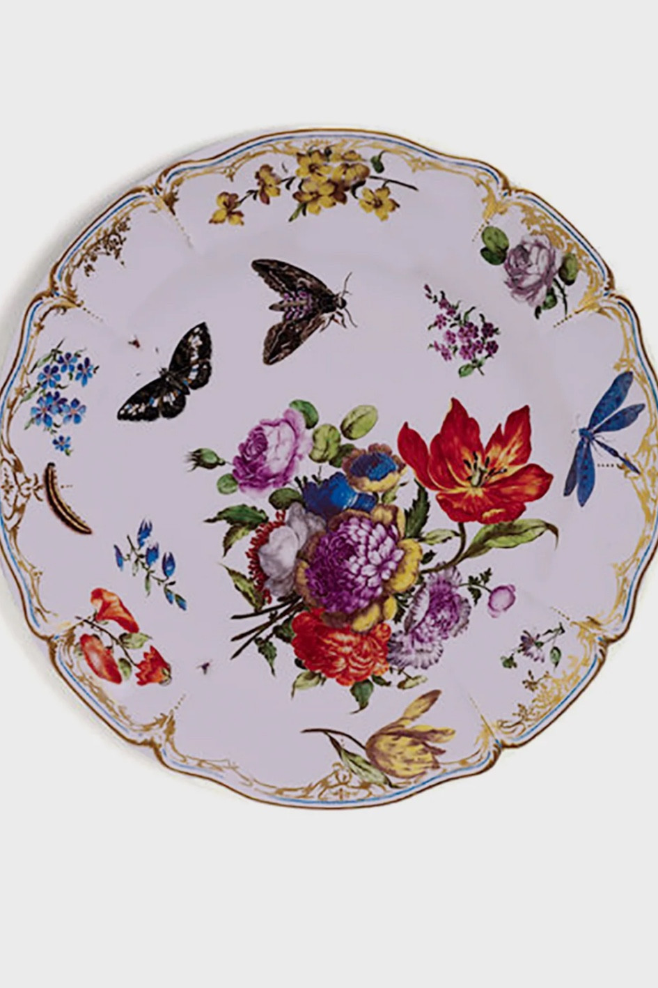 Cute tin plates my mom has! Great for entertaining! 

#LTKHome