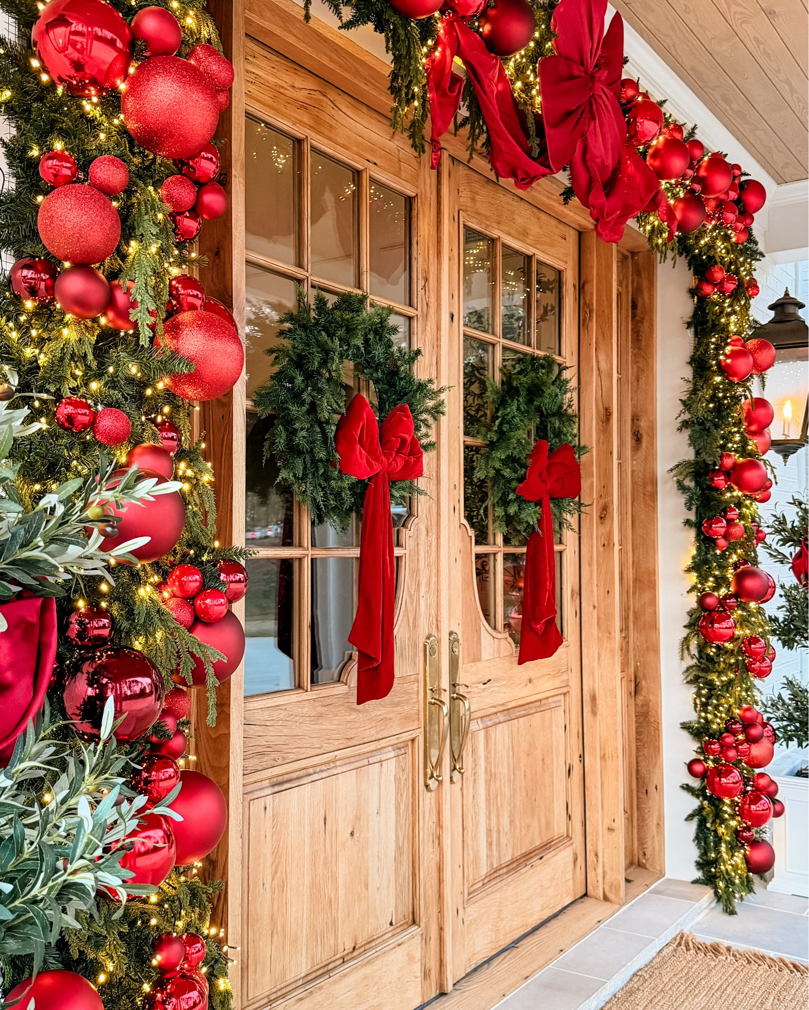 Christmas front potchfront porch

#LTKFindsUnder50 #LTKHoliday #LTKmomlife