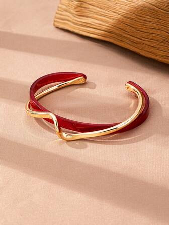 1pc Fashionable Unique Curved Plate Open Bangle Bracelet, Minimalist High-End Design For Women | SHEIN