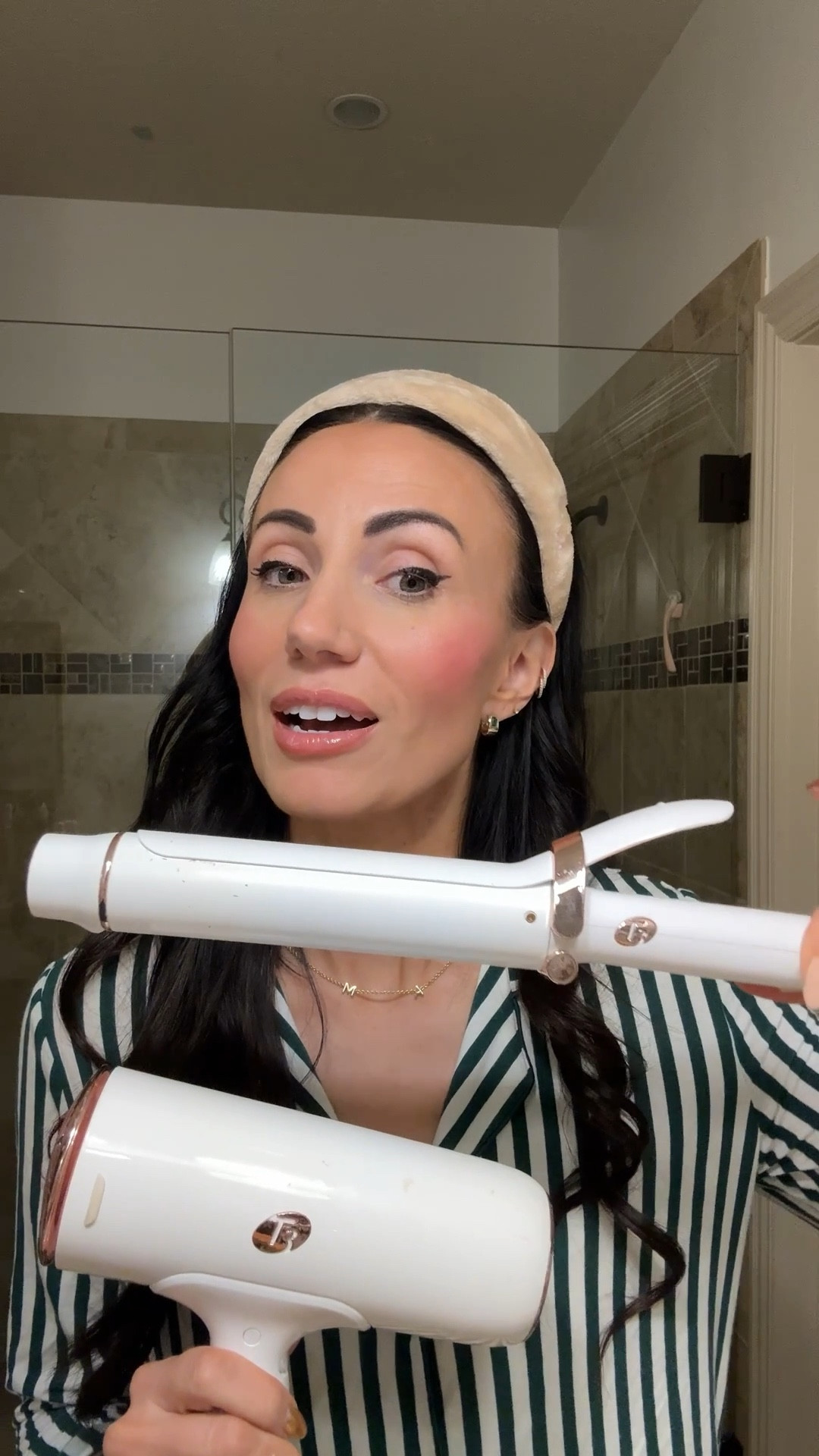 for a splurge gift- treat a gal you love to a new blow dryer or hair toil. These last and really are luxurious from @nordstrombeauty #nordstrompartner 