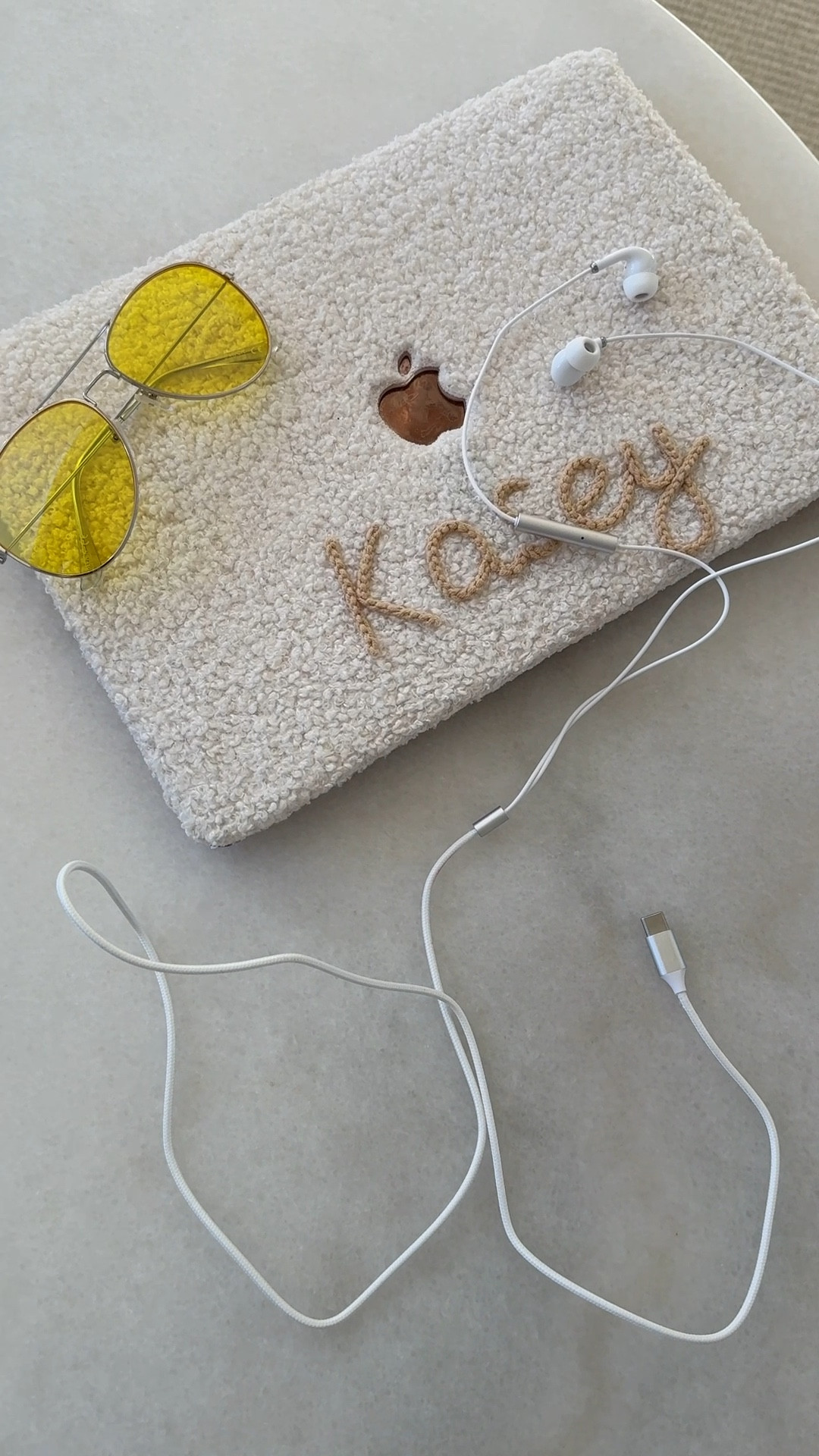 HOME \ office essentials: blue light blocking glasses, wired headphones and a cute teddy computer case!🤍

Wellness
Health 

#LTKHome #LTKFindsUnder50 #LTKWatchNow