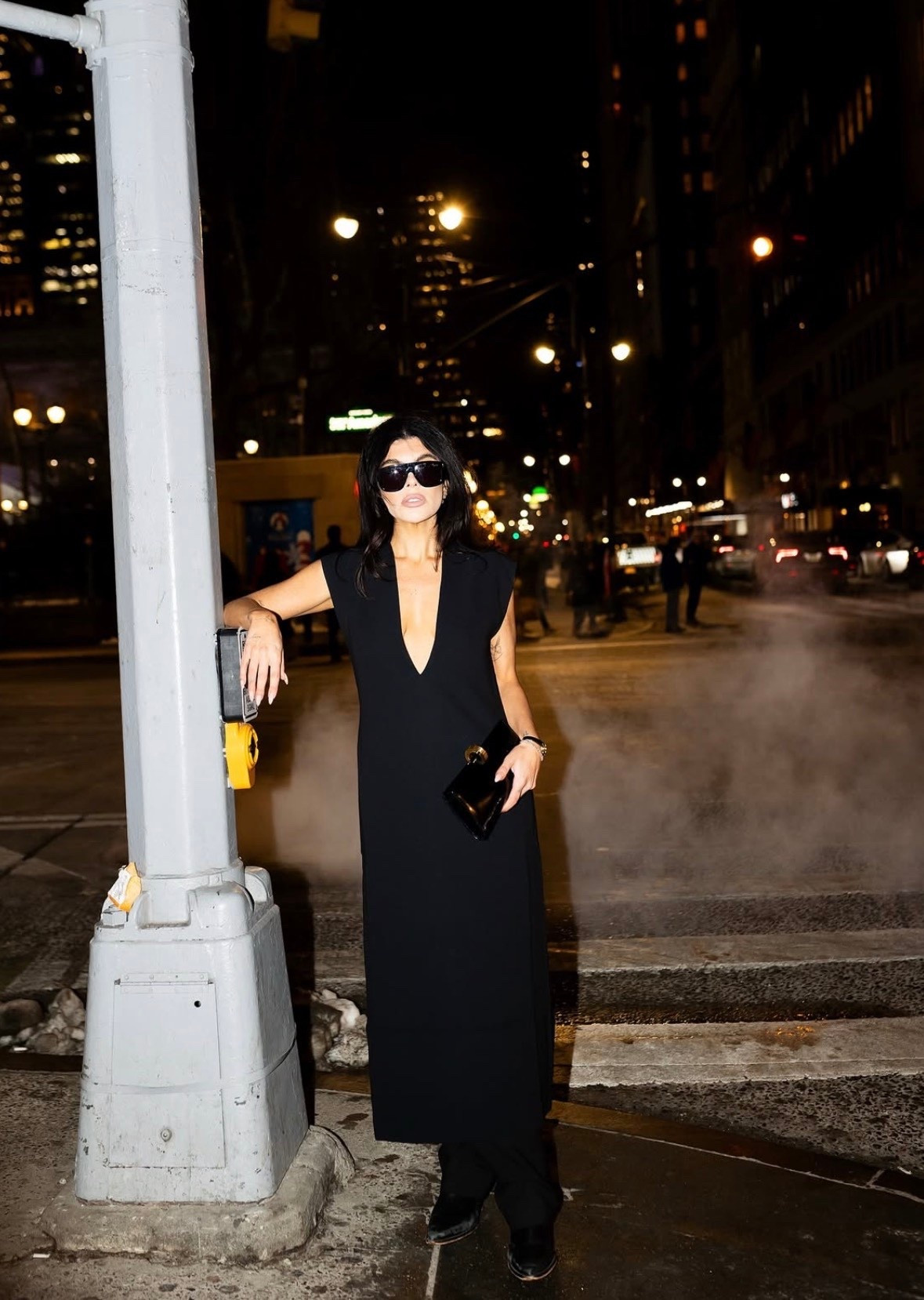 Hello NYFW

Classic black dress, sexy black dress, chic black dress, low neck black dress

#LTKgrwm #LTKootd #LTKNYFW