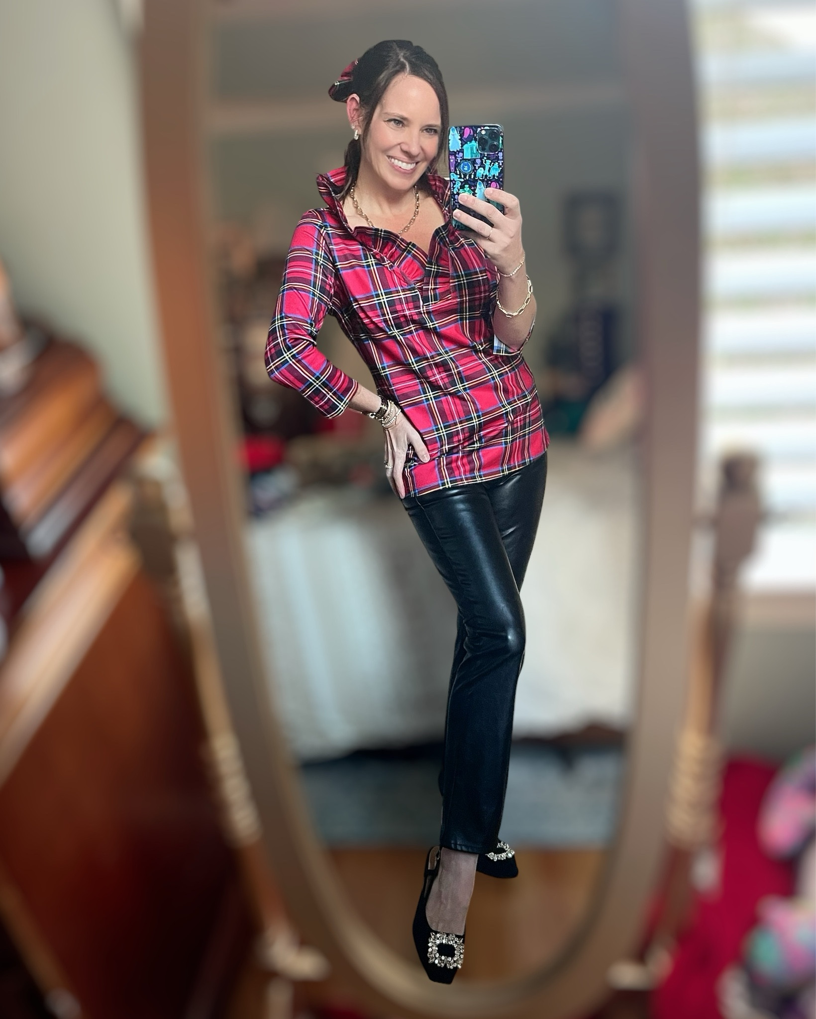 🎄Holiday Tartan Glam Outfit✨

Coziest festive look that feels classic Christmas but still totally chic for every holiday event! This red plaid coat is such a statement piece — warm, polished, and under $70! I paired it with sleek faux-leather pants for a little edge and my rhinestone buckle slingbacks for that dressy sparkle. Finished everything with my everyday sunnies and tote for a polished, pulled-together holiday vibe. ❤️💫

Perfect for Christmas outings, holiday brunch, school parties, photos, church, shopping days & more!

What I’m Wearing:
	•	Plaid holiday coat (Amazon – wearing kids XXL for the perfect fit!)
	•	Faux leather straight-leg pants
	•	Rhinestone buckle slingbacks (so comfy + elevated)
	•	Gold & coral mirror aviators
	•	Everyday gold jewelry stack

holiday outfit • Christmas style • tartan coat • plaid jacket • faux leather pants • winter outfit ideas • classic holiday looks • Amazon holiday fashion • budget friendly outfits • festive outfit inspo • Christmas photos outfits • shopping keywords: Black Friday, Cyber Monday, holiday sale finds, gifting season fashion

#LTKCyberWeek #LTKHoliday #LTKOver40

#LTKFindsUnder100 #LTKOver40 #LTKHoliday