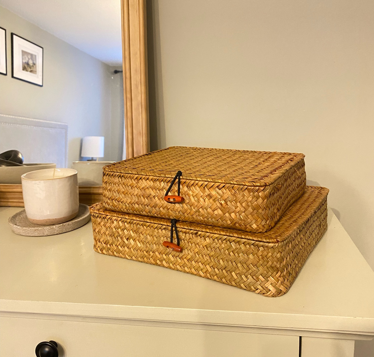 ove them the quality and the size is perfect to store all my sunglasses, and the smaller one Is great for my everyday day use , they’re all hide and not al over the place, I like that I can put all the stuff that use in one place and for a easy reach .

Also they can be put on a shelves or coffee table.


#LTKhome #LTKU #LTKFind