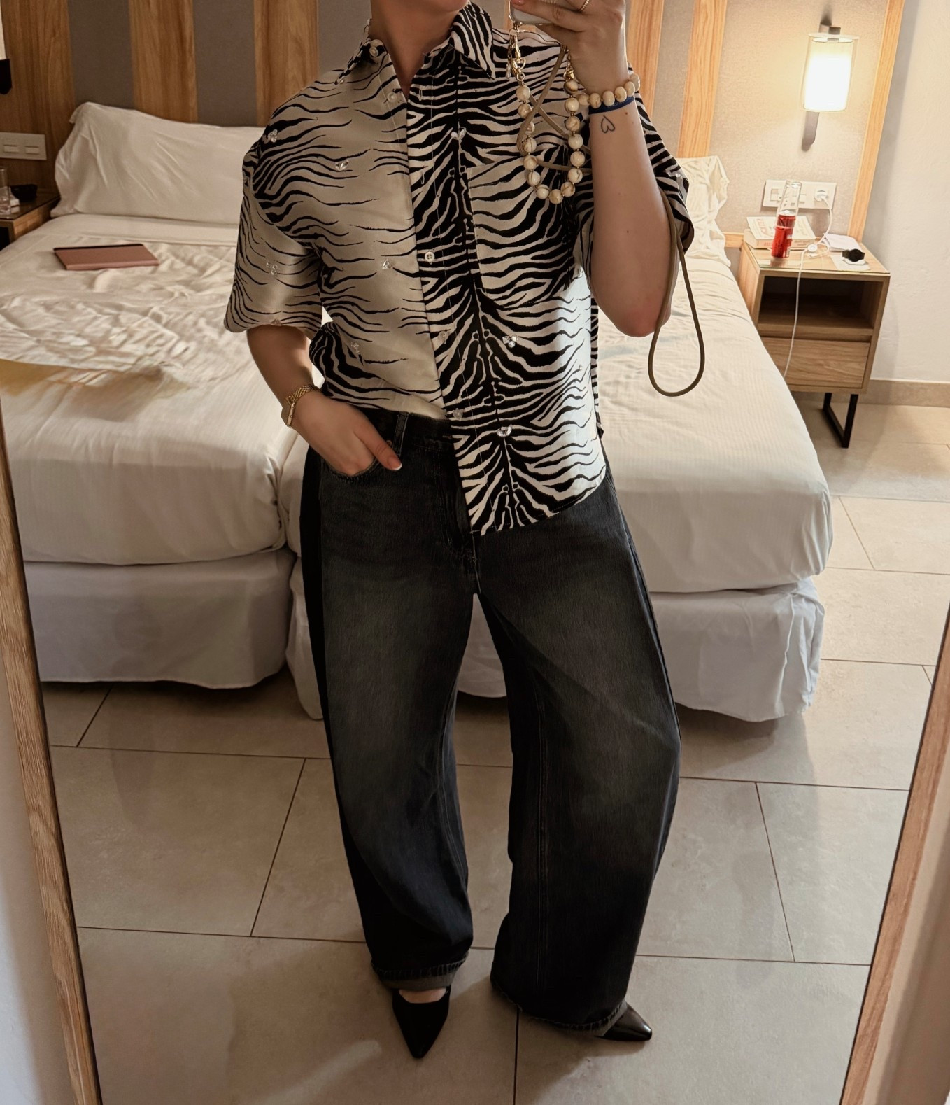 Coolest baggy barrel H&M jeans 👖
I’m wearing size 40 for the oversized look ✌🏼

Baggy jeans, wide leg jeans, blue jeans, balloon jeans

#LTKMidsize #LTKootd