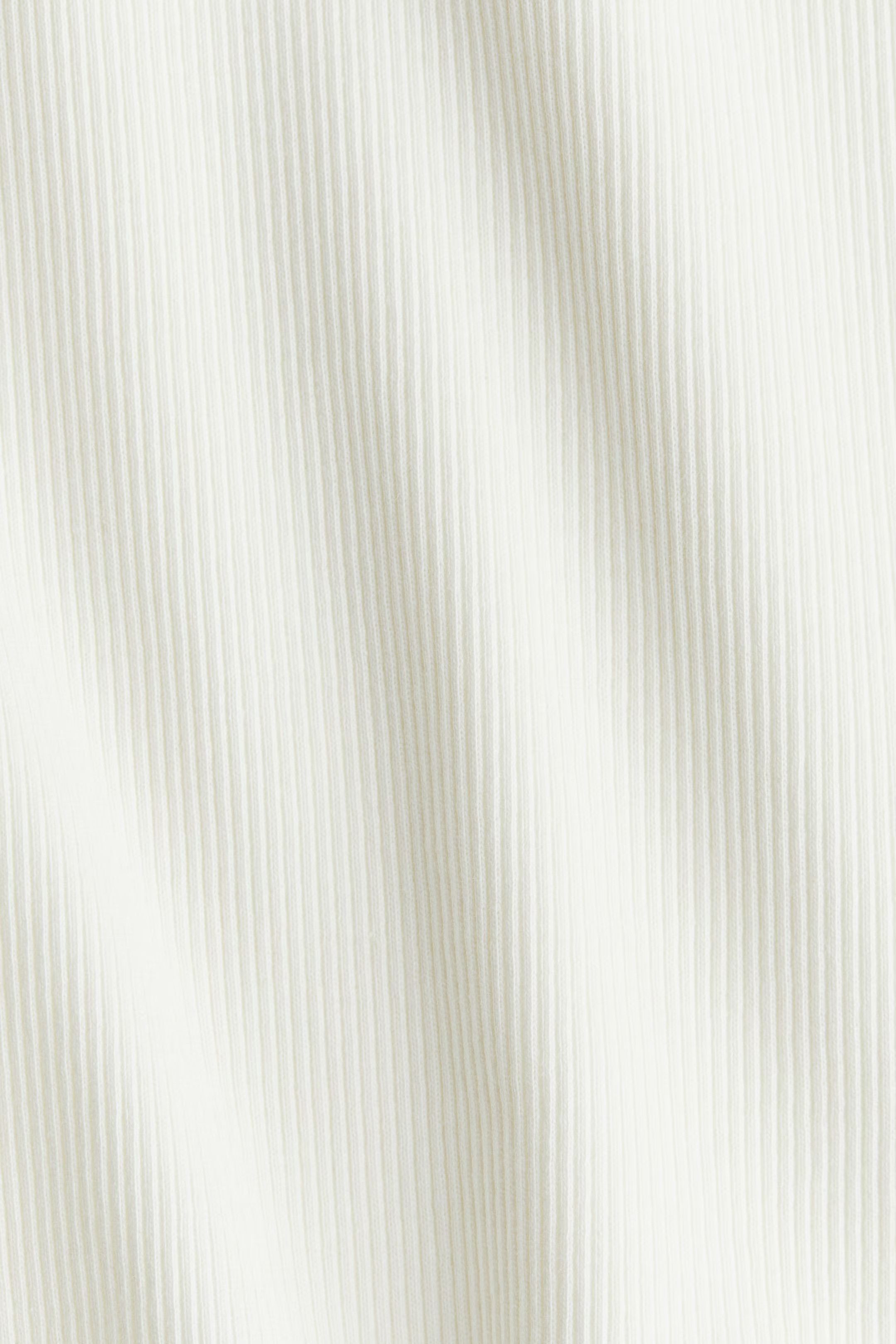 $6.99 | H&M (US + CA)