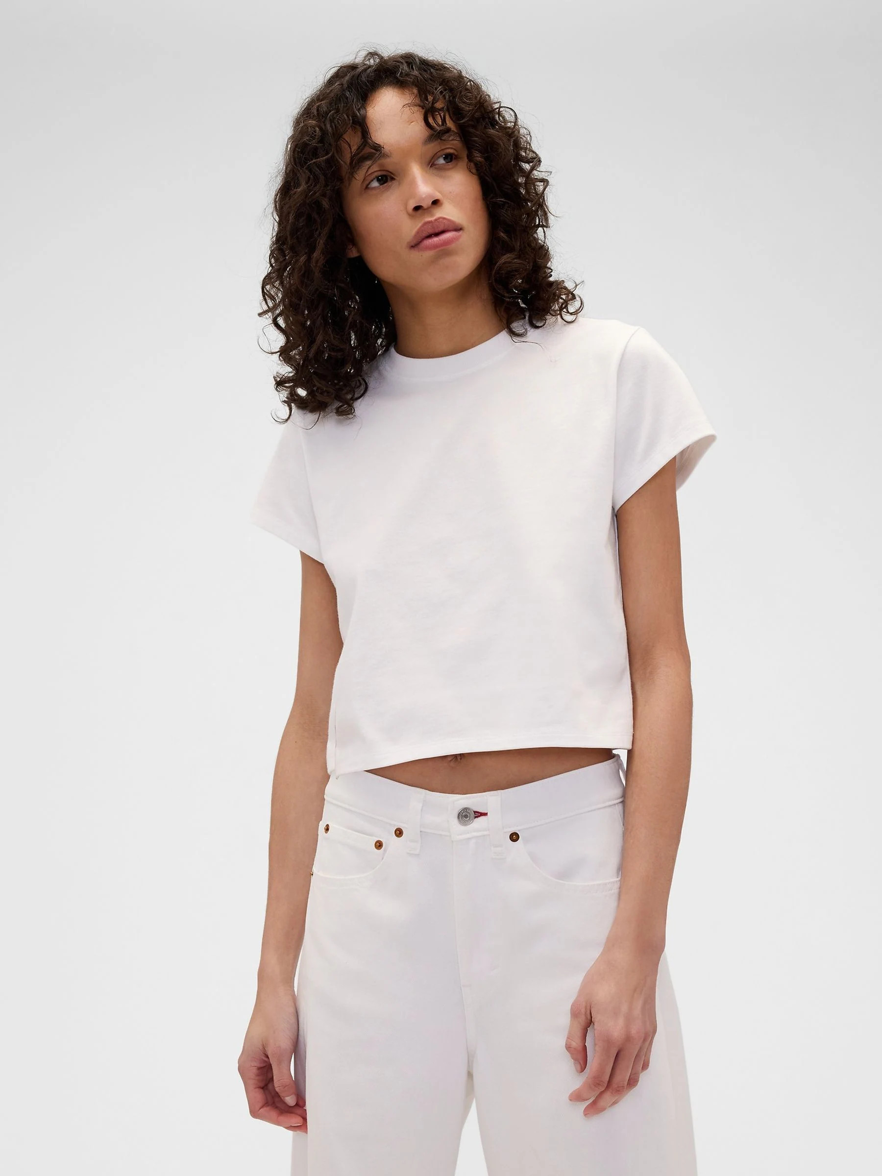Gap Gap x Victoria Beckham White Gap x Victoria Beckham Logo Crop T-Shirt | GAP UK