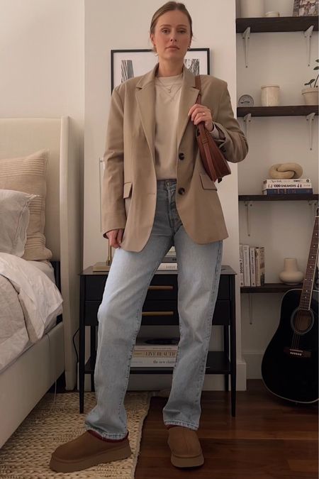 Causal uggs outfit with Levi’s jeans and beige blazer 

#LTKSeasonal #LTKshoecrush
