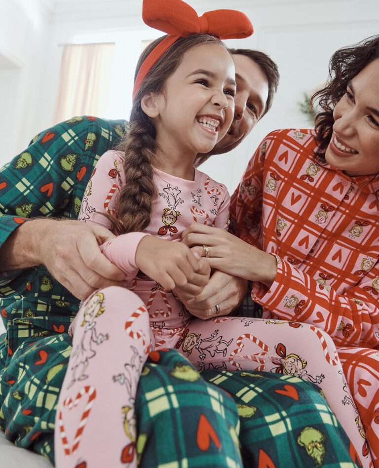 Dr. Seuss Grinch Holiday Limited Edition Matching Family Pajamas | Hanna Andersson