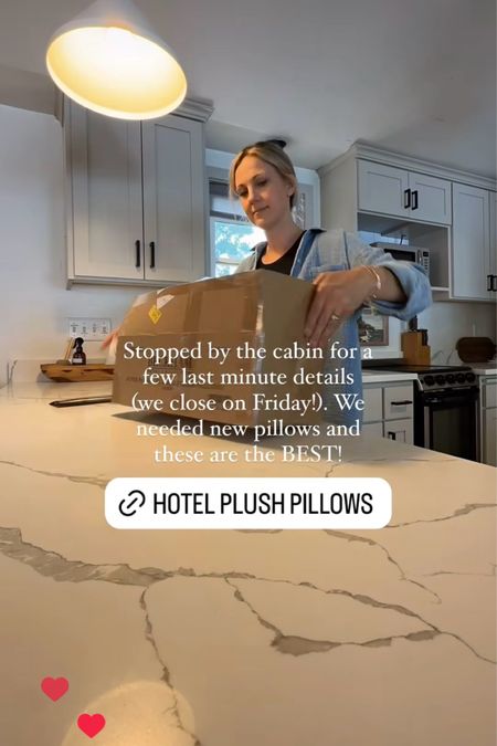 Hotel style pillows- my favorite! 

#LTKHome #LTKFindsUnder100
