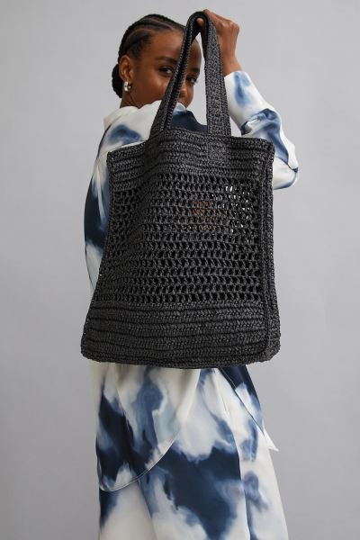 Straw Shopper | H&M (US + CA)