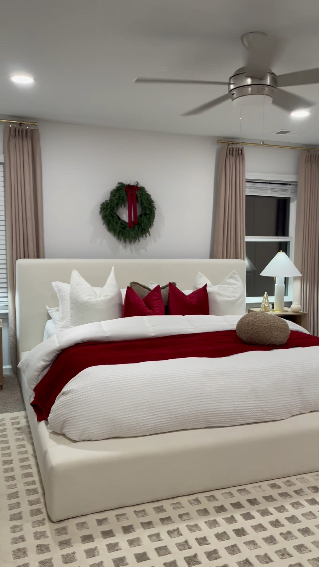 Christmas holiday bedroom decor

Pinch Pleated Lille Linen Memory Trained Blackout Curtains Natural Modern Custom Drapes

Triple pleat
Blackout
Memory trained 
Color tapioca 

#LTKHoliday #LTKSeasonal #LTKHome