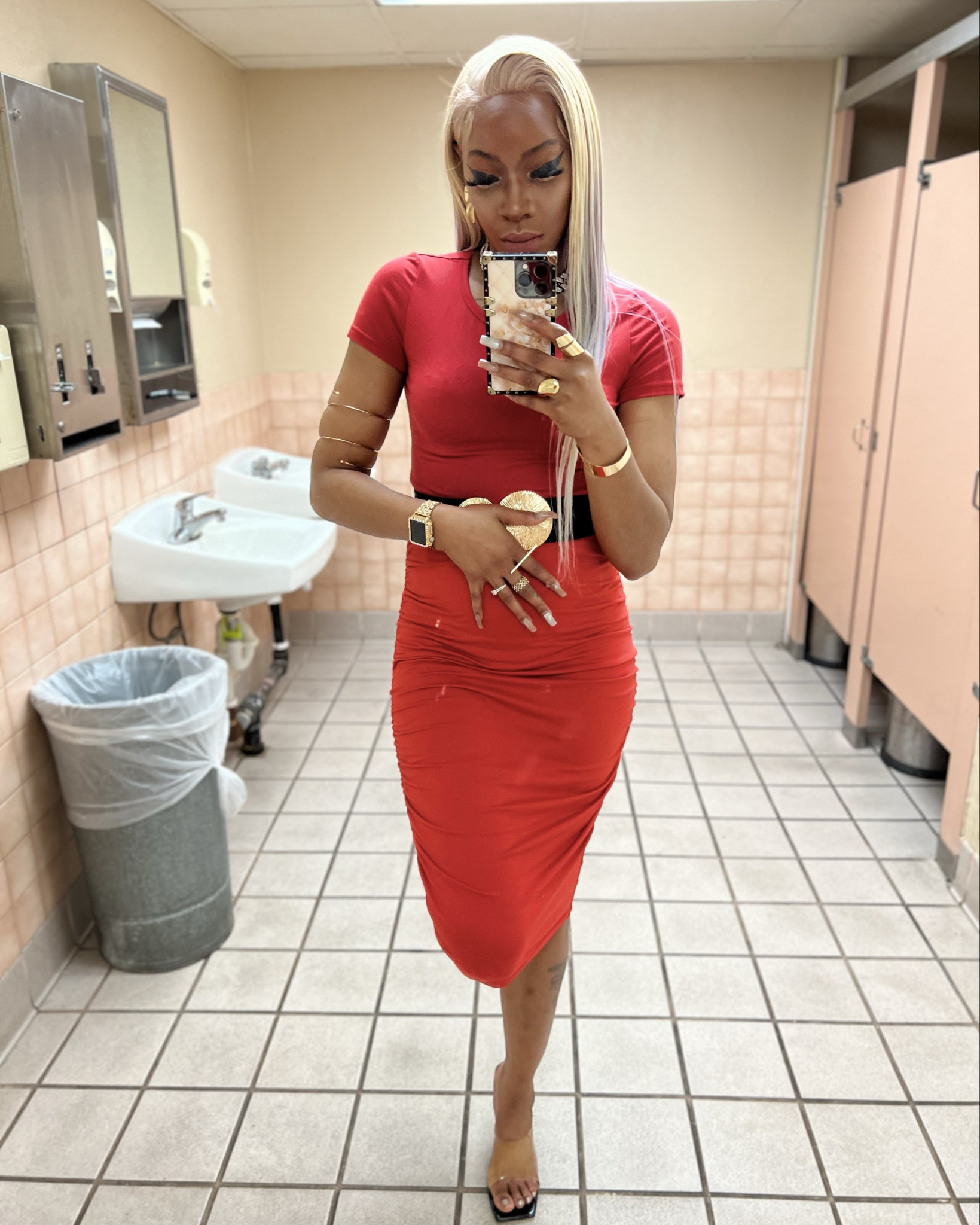 Red skirt inspo 

#LTKStyleTip #LTKBeauty