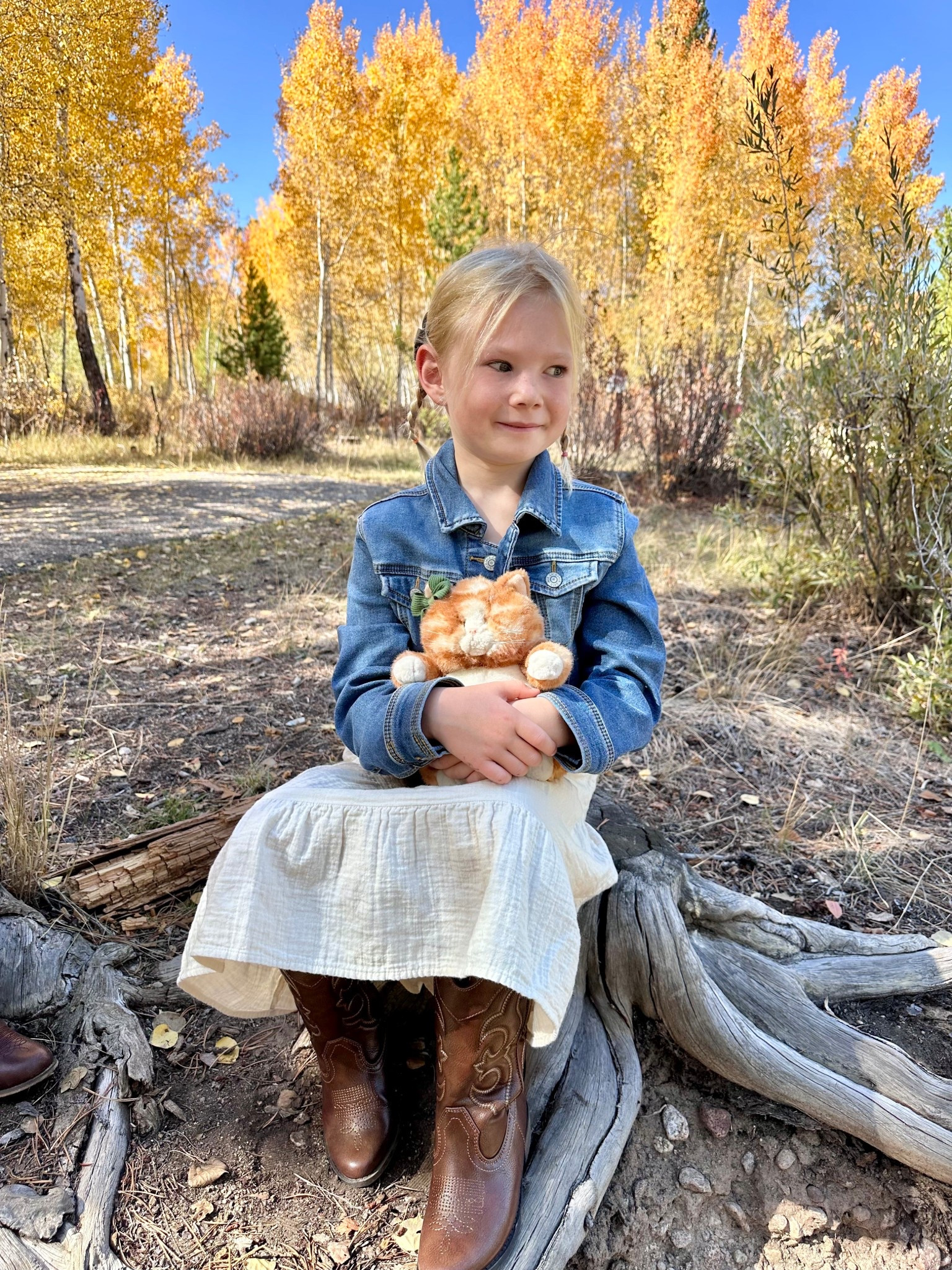 A little bit western, a little bit sweet! This fall look is perfect for family photos, school days, and cozy outings.
• Medium wash jean jacket with snap closure
• Light mauve fitted ribbed tank
• Cream tiered midi skirt
• Brown kids’ western boots with mid-calf zipper, almond toe & textured outsole
Comfortable, picture-ready, and full of style for your little cowgirl. 📸🍂 #BackToSchoolStyle #WesternBoots #GirlsFallFashion #MiniStyleInspo #FamilyPhotoOutfits #ToddlerFashion #PreschoolStyle #WesternStyleKids #LTKAutumn 

#LTKKids #LTKFamily #LTKSeasonal #LTKSaleAlert #LTKFindsUnder50 #LTKKids #LTKSeasonal #LTKFindsUnder50