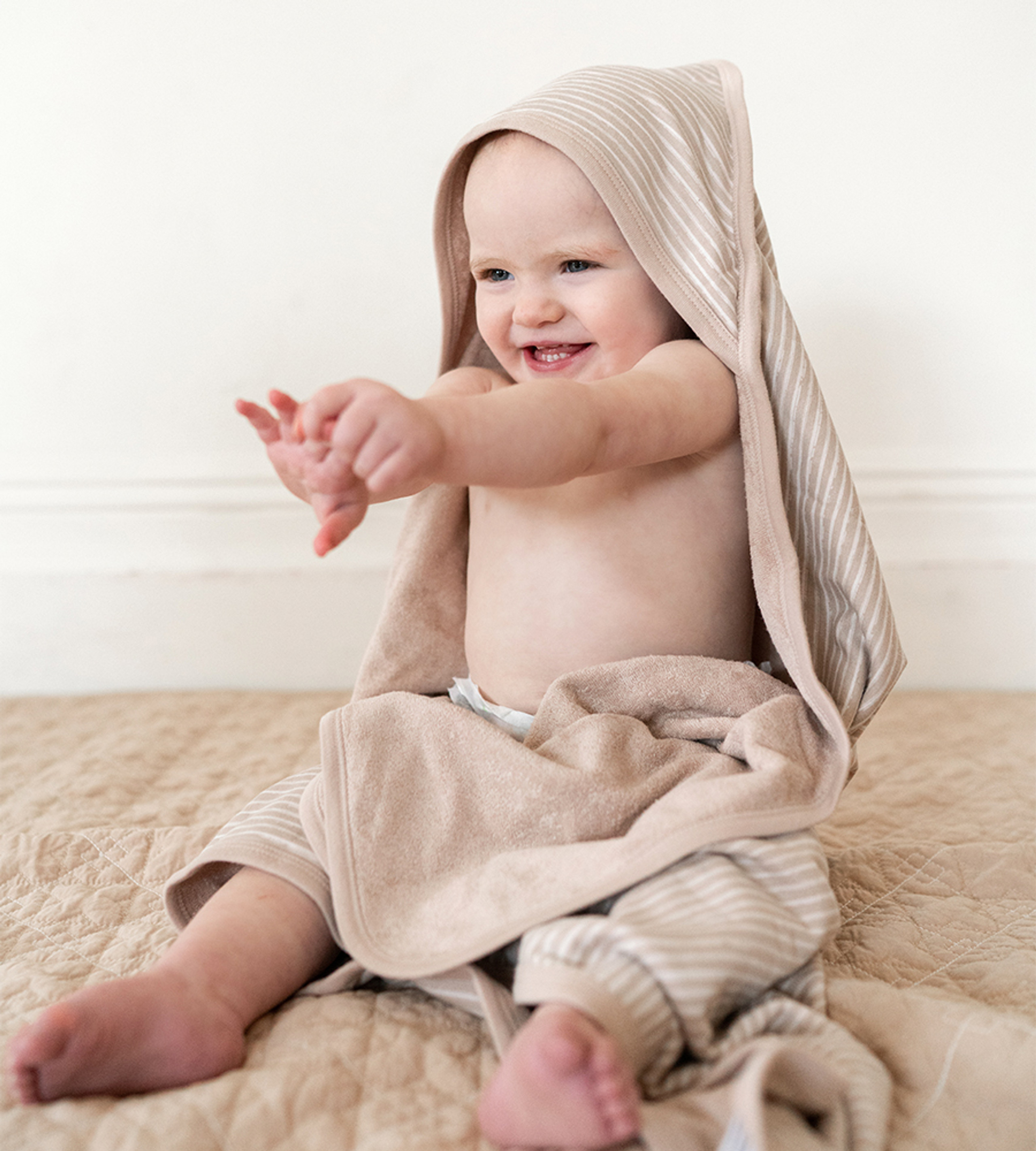 Bamboo Terry Hooded Towel - Stripes Stone | Cariloha