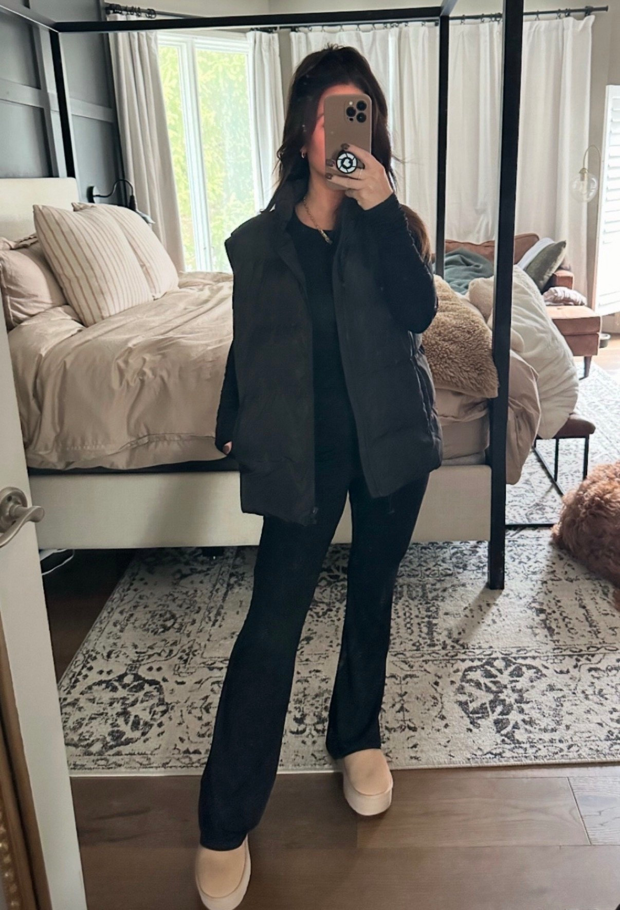 Nothing beats an all black, comfy outfit 

#LTKootd #LTKHoliday #LTKSeasonal