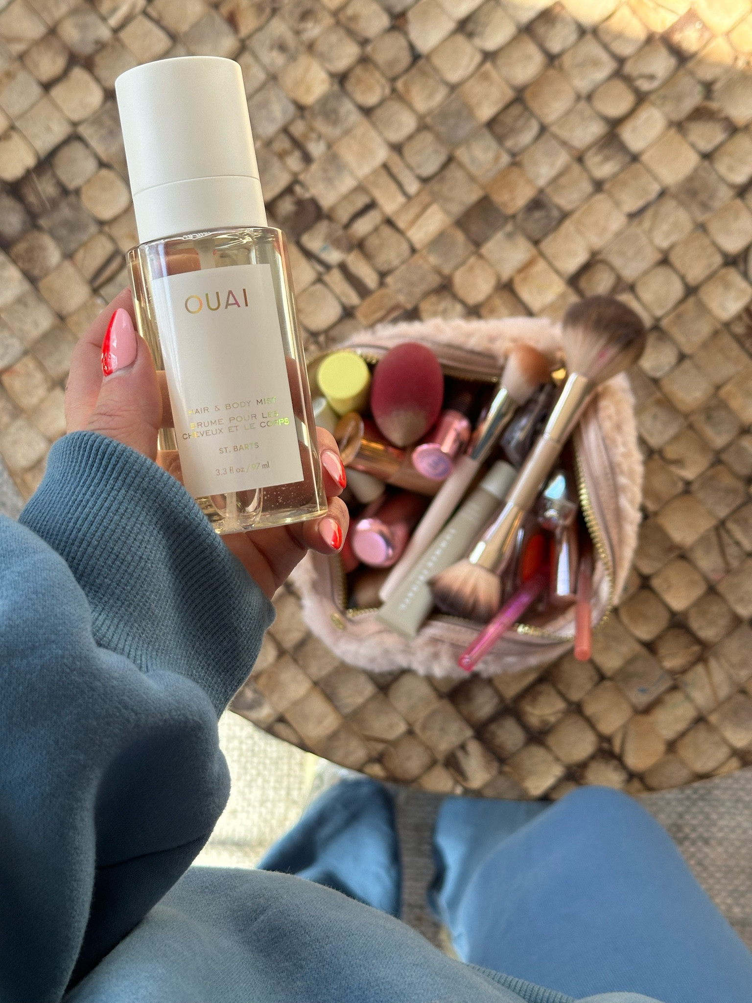 okay first this hair and body spray working overtime making a busy sweaty milk stained mom SMELL GOOD, yes plz.🫶🏼✨

this spray is the perfect mix of the beach/summer + clean. every time I’ve worn it someone has asked! it’s so good! 

linking some other quick mom makeup faves I use daily here! here’s what I do: 
• tinted SPF
• glow IV 
• foundation or not 😜
• concealer when I can 
• blush 
• brows
• lips
🏃🏽‍♀️🏃🏽‍♀️🏃🏽‍♀️