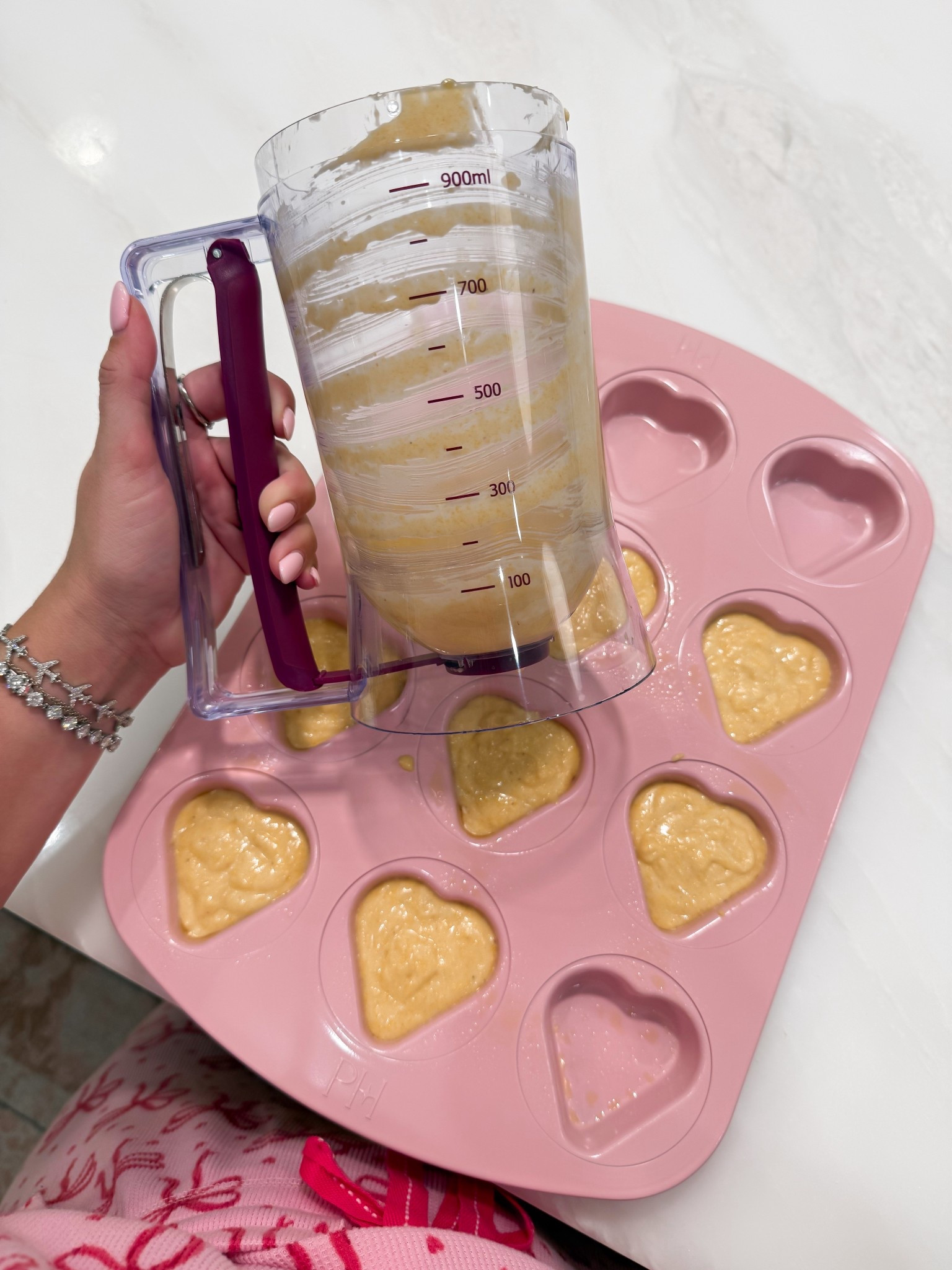 Cutest heart pan + easy dispenser 

#LTKdayinmylife #LTKValentine #LTKfoodie