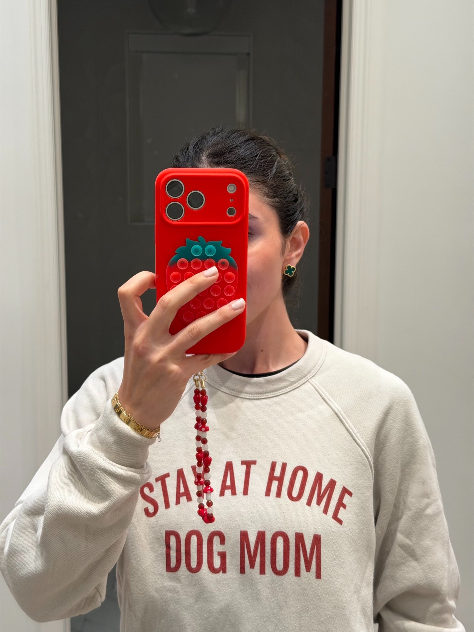 Obsessed w my phone case and chain 

#LTKStyleTip #LTKFindsUnder50 #LTKSaleAlert