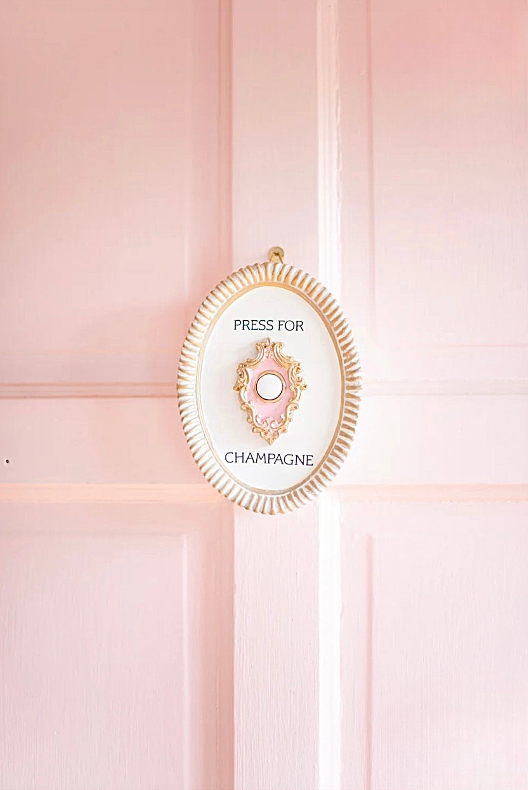 Champagne Door Bell
🤍

So random but would make such a cute gift! 

#giftidea #uniquegift #girlygift #giftforgirlfriends #champagnelover #barcartdecor #homedecor

#LTKselfcare #LTKHoliday #LTKGiftGuide