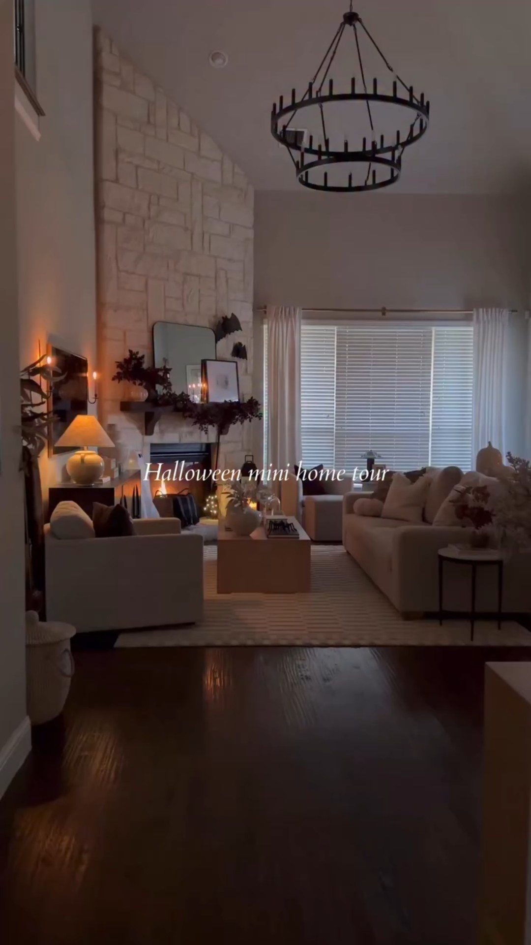 Mini Halloween home tour 🕷️ slowing down to soak in all the spooky vibes this season



#halloweenhomedecor #halloween #halloweenishere

#LTKSeasonal #LTKHome #LTKHalloween