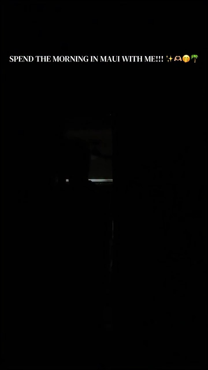 Always a good morning when I start with @themovementclub excited for the day today 🌺☀️

#LTKvlog #LTKgrwm #LTKTravel