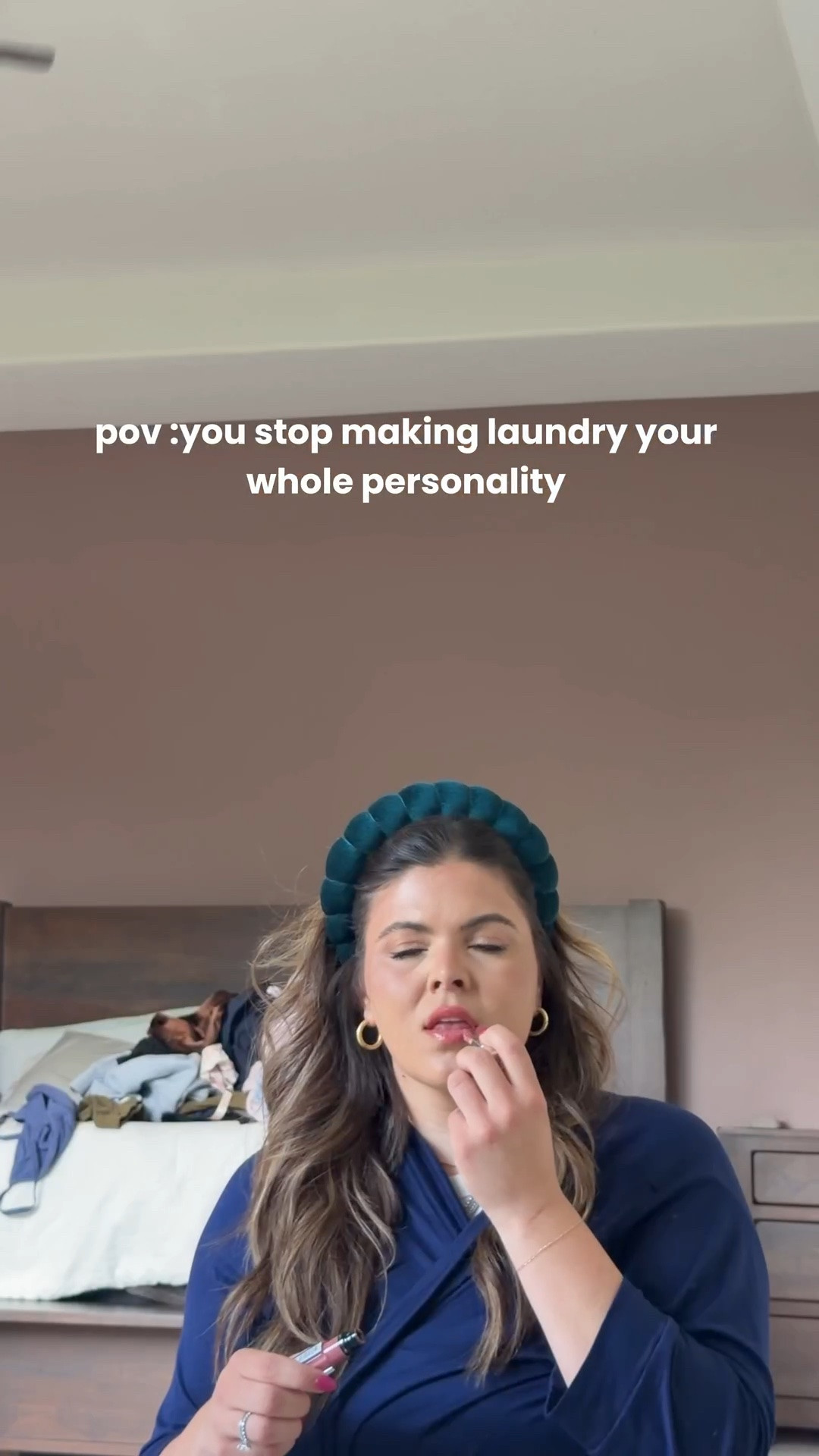 The best thing in your house is the thing you don't have to think about – anyone else forever dreading laundry like me?  I used to spend more time thinking about laundry settings than I spent on myself. Sorting, guessing cycles, rewashing the load I forgot about (again). Then I stopped doing everything the hard way and let the @Samsung Bespoke AI Laundry Combo do the thinking for me. 

It detects the fabric, picks the cycle, adjusts everything AND washes and dries all in one machine — just throw it in and walk away. If you're ready to stop making laundry your whole personality, everything is on LTK!

#SamsungPartner