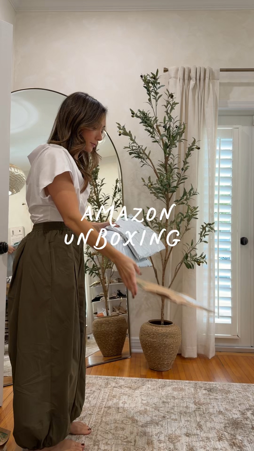 Amazon unboxing! Small in all’