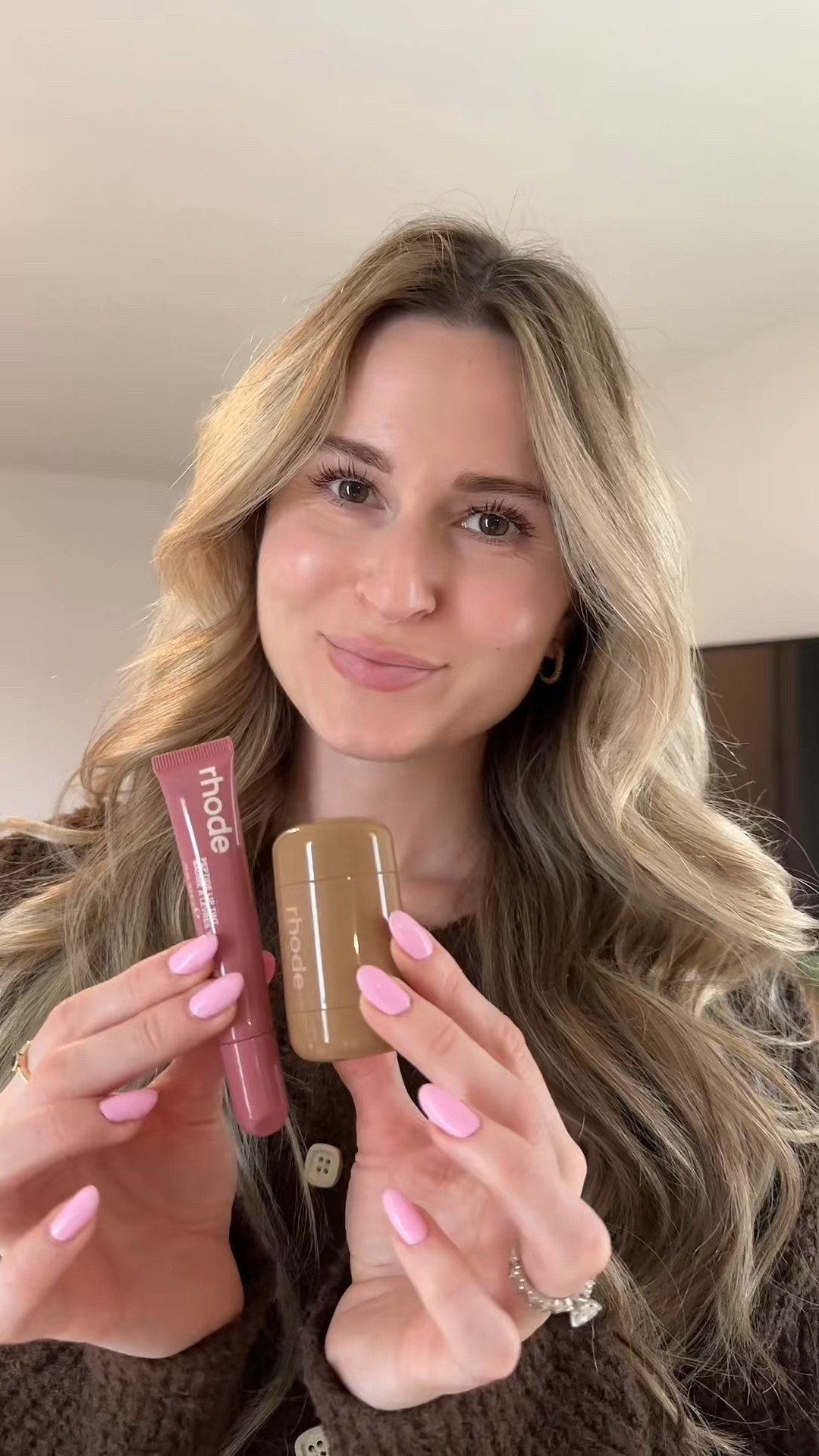 My favorite blush + lip duo! #rhode

#LTKBeauty #LTKgrwm