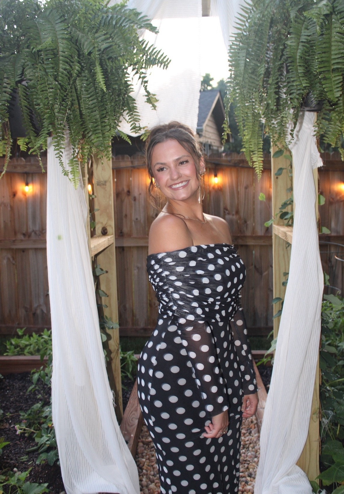 Bold Dinner Party Look 💋 | AFRM Thelma Dress
Wore this AFRM Thelma dress to a dinner party and felt so confident — the diagonal dot print is a fun twist on classic black and white, and the body-hugging fit is flattering in all the right places. Perfect for date nights, cocktail parties, or any evening event where you want to stand out without trying too hard. I linked this exact dress + similar Revolve favorites.

#LTKStyle #RevolveStyle #DinnerPartyOutfit #CocktailDress #EveningLook #AFRMDress #RevolveFinds #WhatIWore #BoldAndChic #SummerStyle #BlackAndWhiteStyle #DateNightOutfit #LTKNightOut #StatementDress