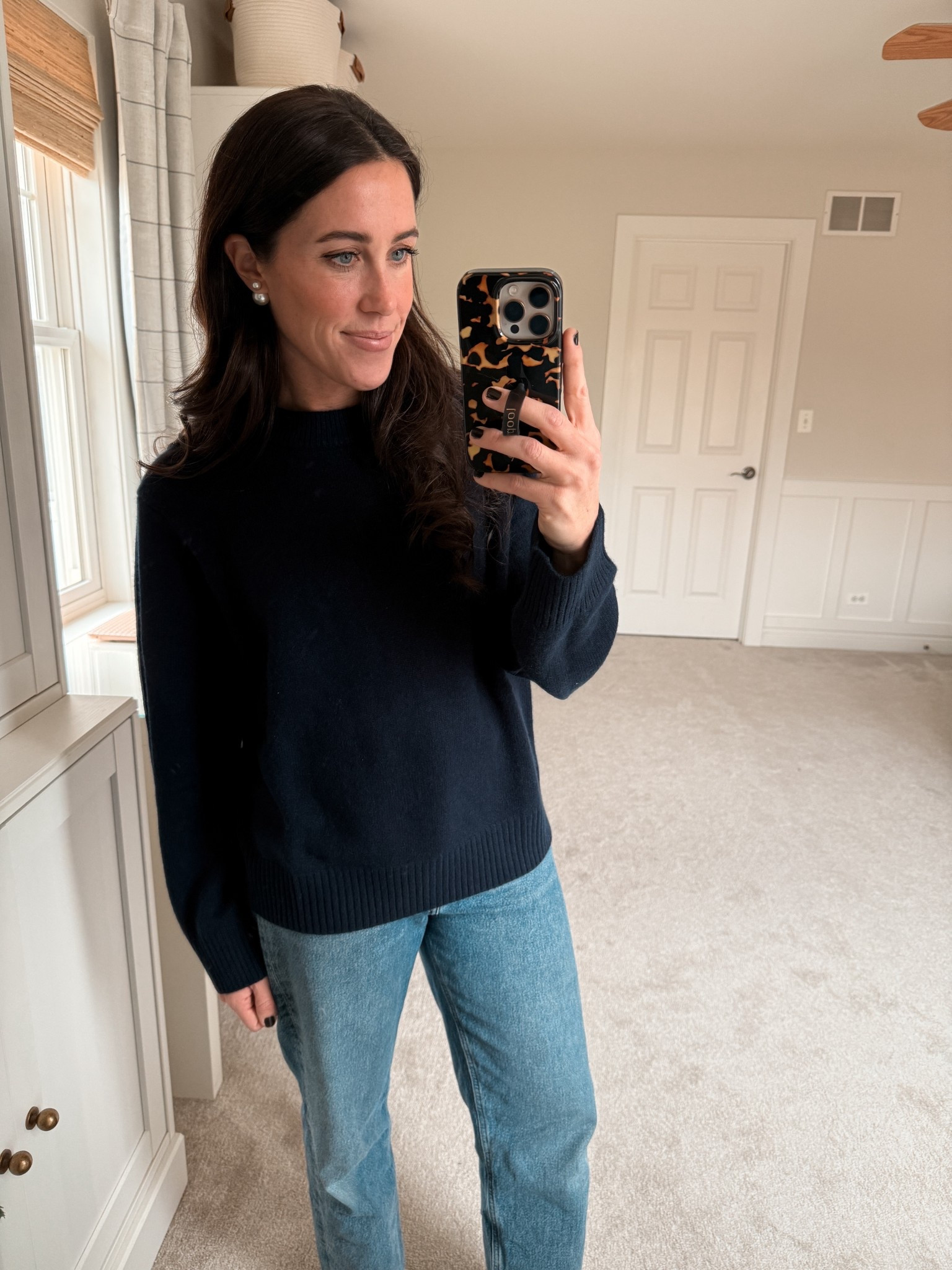 Quince Cashmere Crewneckk

#LTKCyberWeek #LTKSeasonal #LTKHoliday