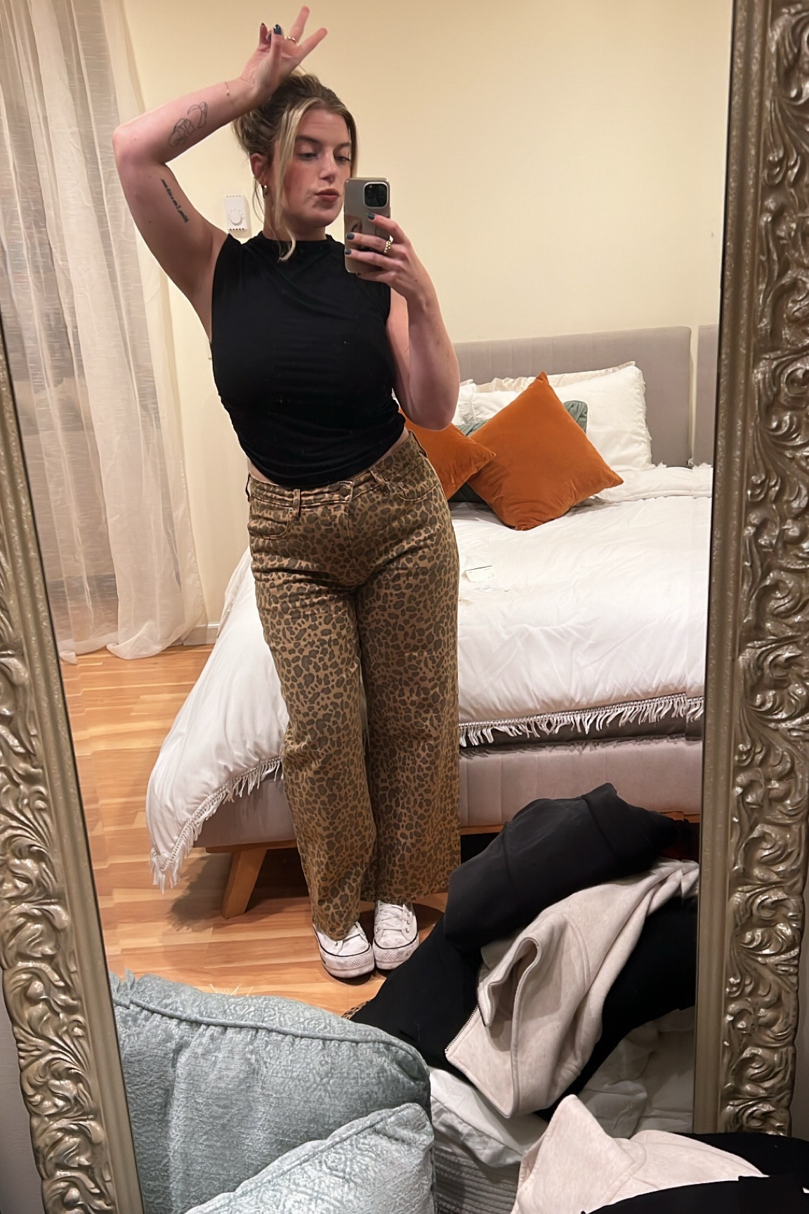 I feel like a spice girl in these pants 

#LTKmidsize #LTKSeasonal