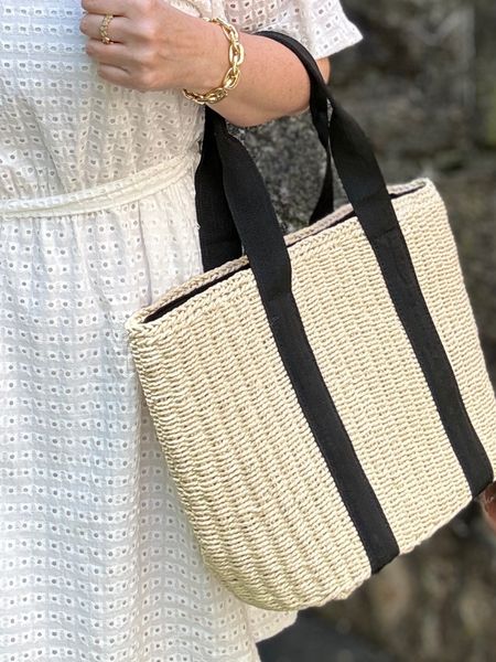 This cute tote straw bag is a classic design PLUS what I love about it is this soft fabric lining keeps your belongings safe with a Drawstring closure PLUS It stands in its own with a flat bottom and four metal tabs
#amazon


#LTKFindsUnder50 #LTKGiftGuide #LTKItBag