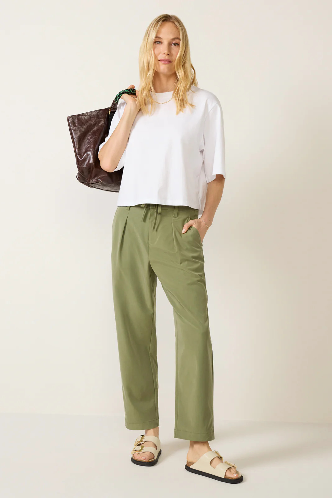 Hadleigh Tapered Leg 27\u201d | Evereve