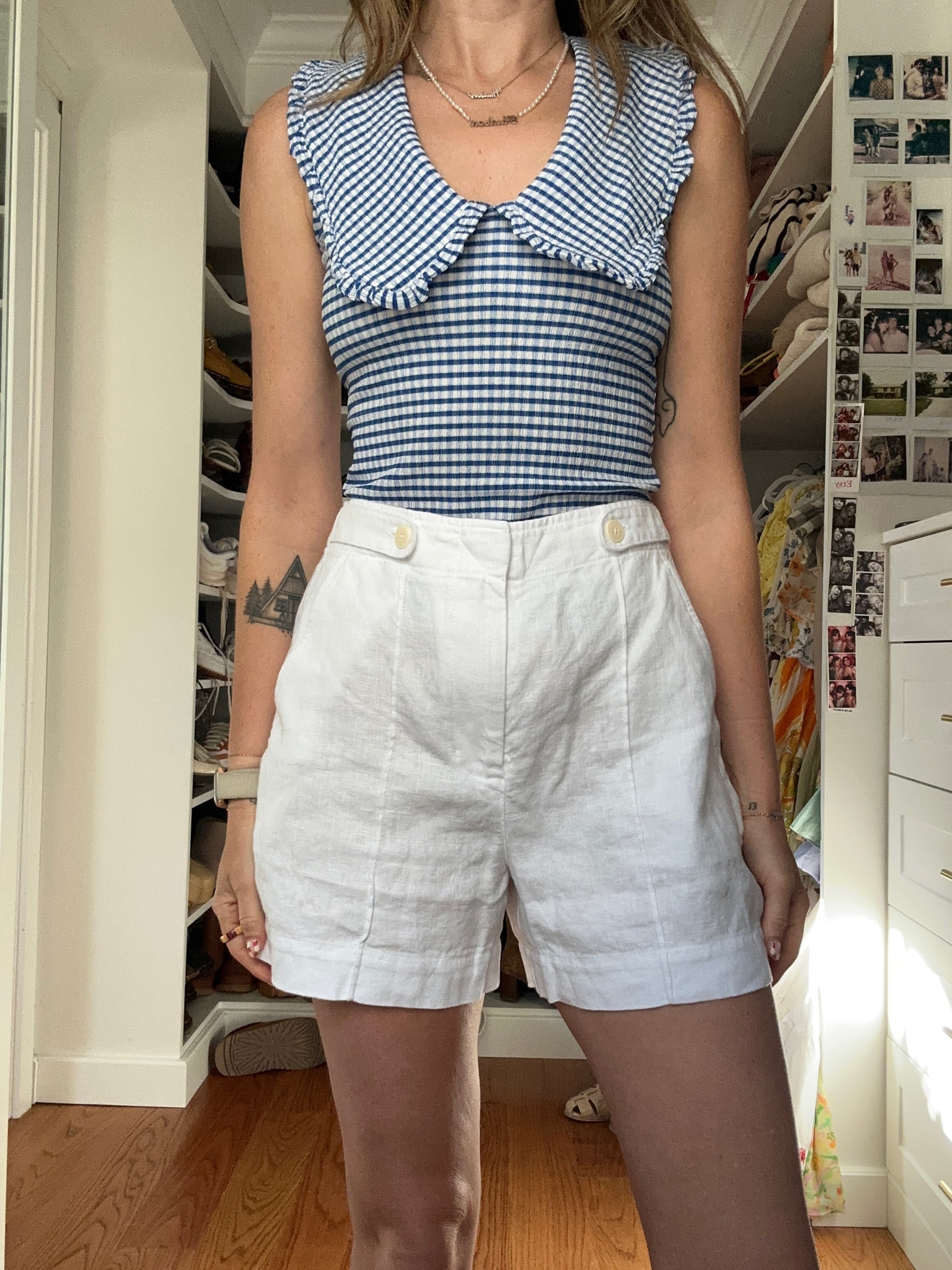 Cute outfit for the day! Wearing size 2 in shorts! 

#LTKSaleAlert #LTKFindsUnder100 #LTKSeasonal