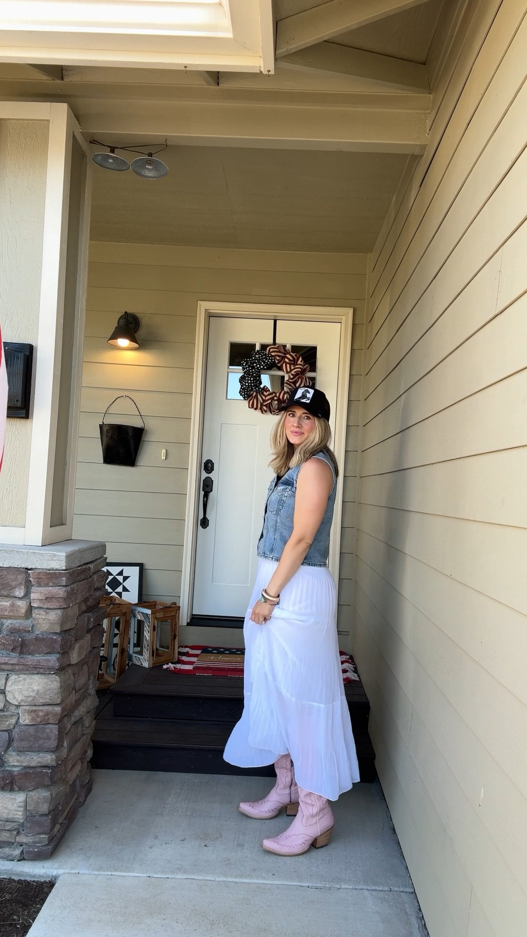 Rodeo outfit. Nashville outfit. Country concert. Western outfit. 

#LTKSeasonal #LTKShoeCrush #LTKFindsUnder50