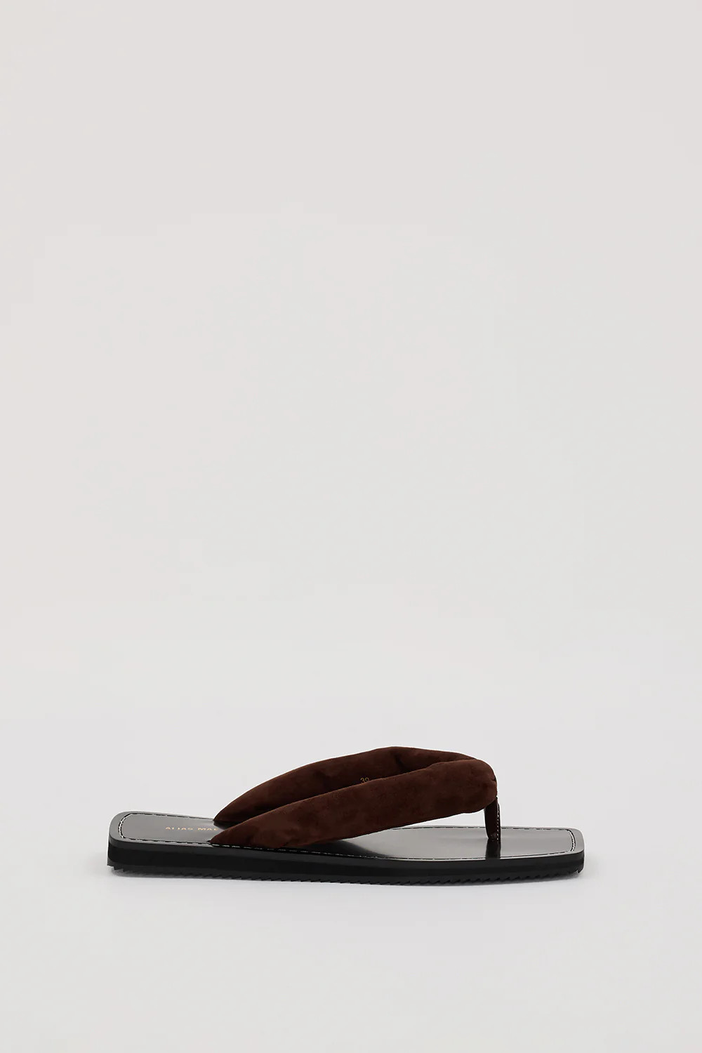 ALIAS MAE CHASE CHOC | DISSH