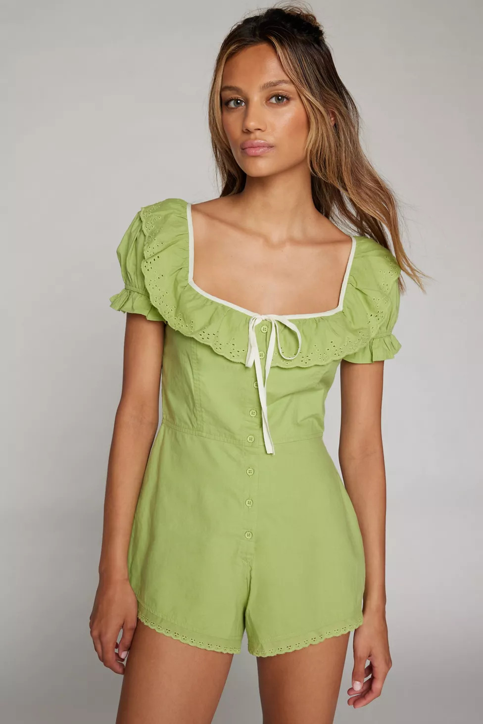 Kimchi Blue Luca Alexa Lace Trim Romper | Urban Outfitters (US and RoW)