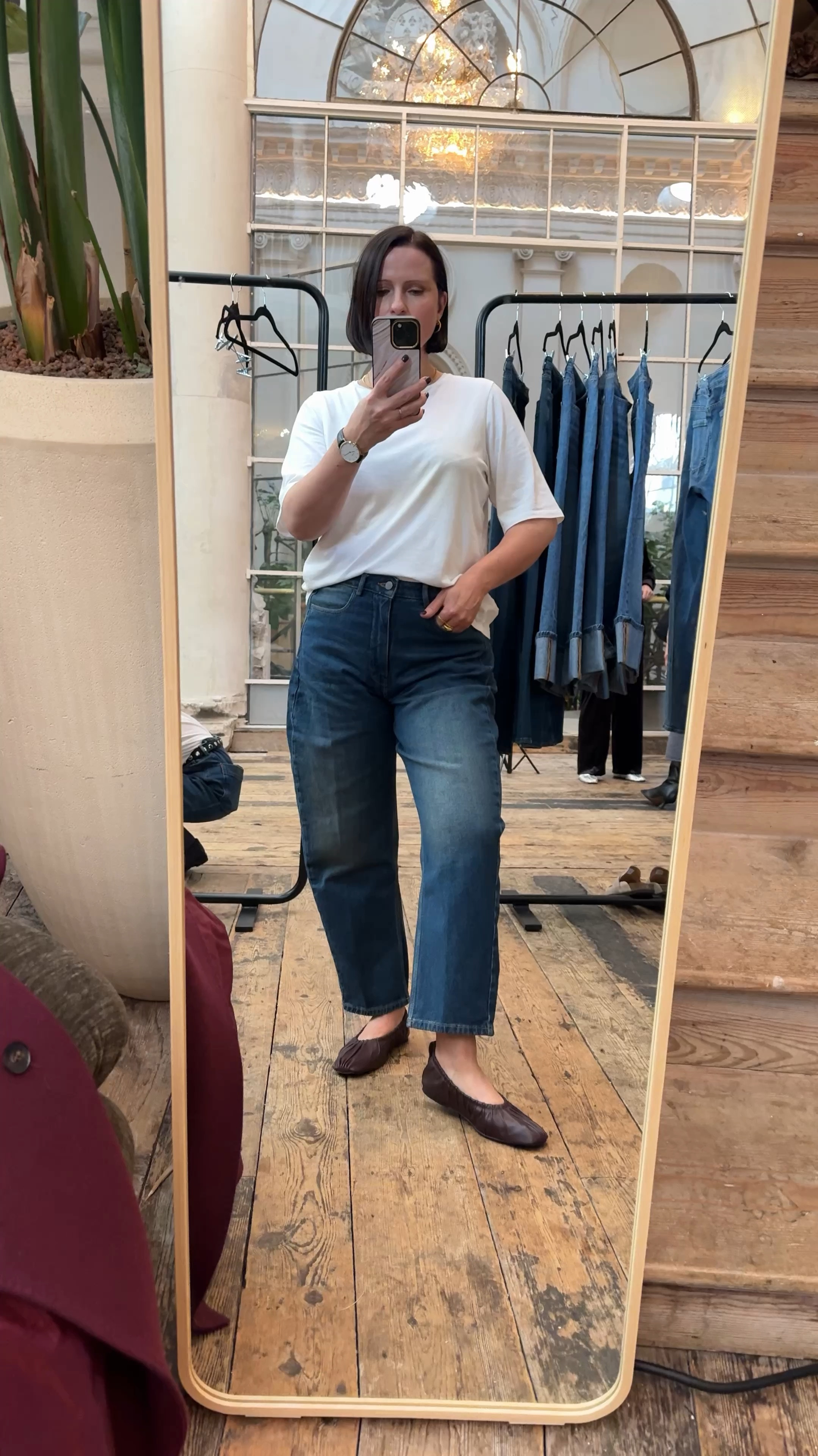 Hush Barrel Jeans
White T-shirt
Leather Ballet Flats

#LTKFashionMonth #LTKuk #LTKstyletip