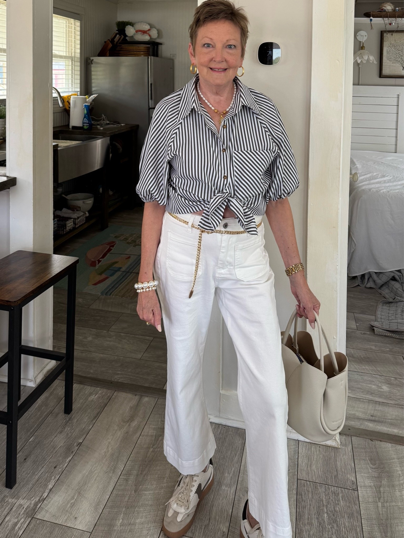 Running out the door for a girls shopping trip. Easy, comfortable style for any age.

#LTKMidsize #LTKOver40