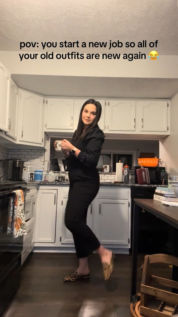 fall outfit ideas 
fall outfit 
gingham blouse 

#LTKSeasonal #LTKMidsize #LTKFindsUnder100