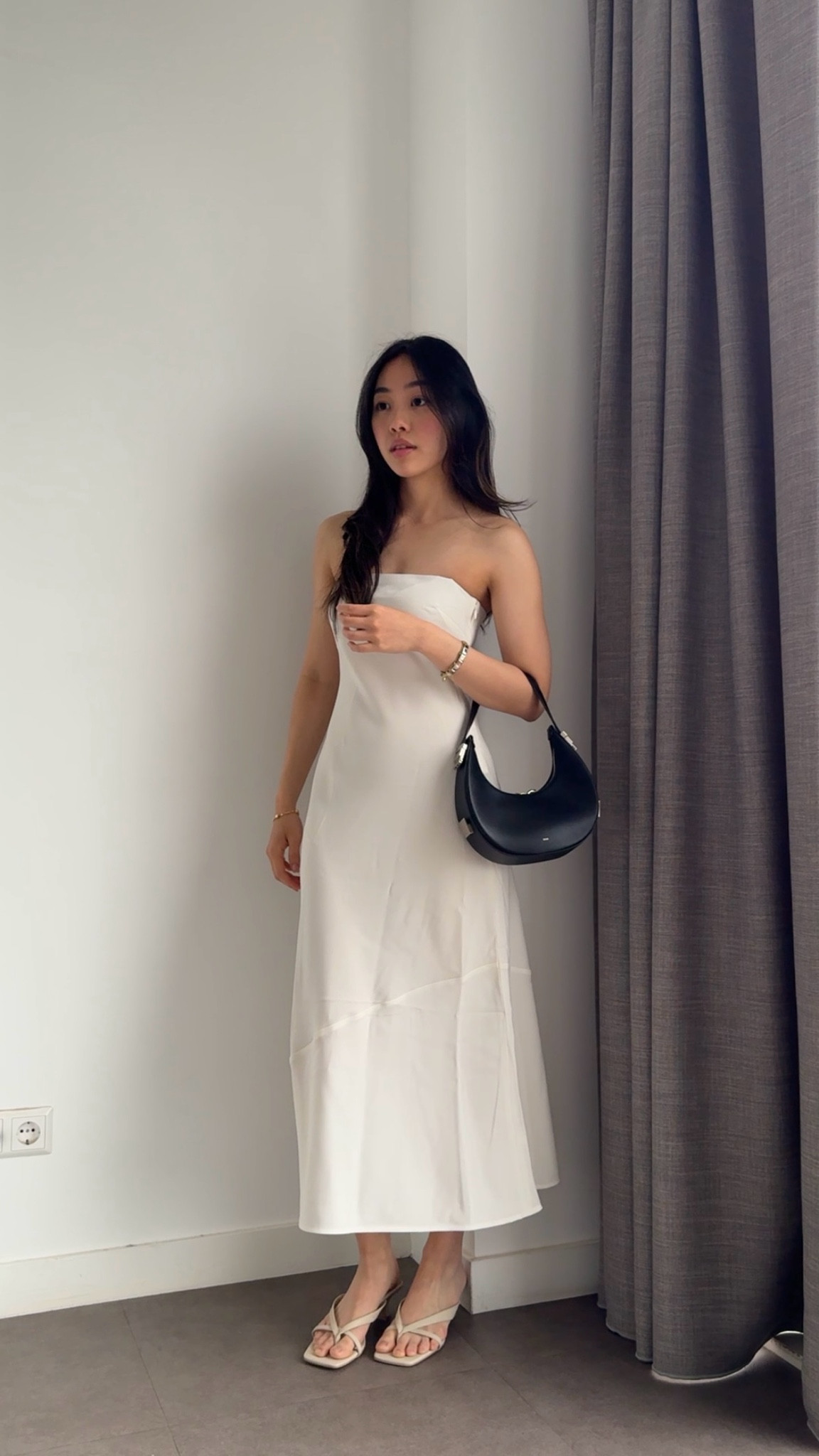 Simple & elegant summer midi dress from Aritzia, sandals from DolceVita, bag from Osoi

#LTKStyleTip #LTKGiftGuide #LTKTravel