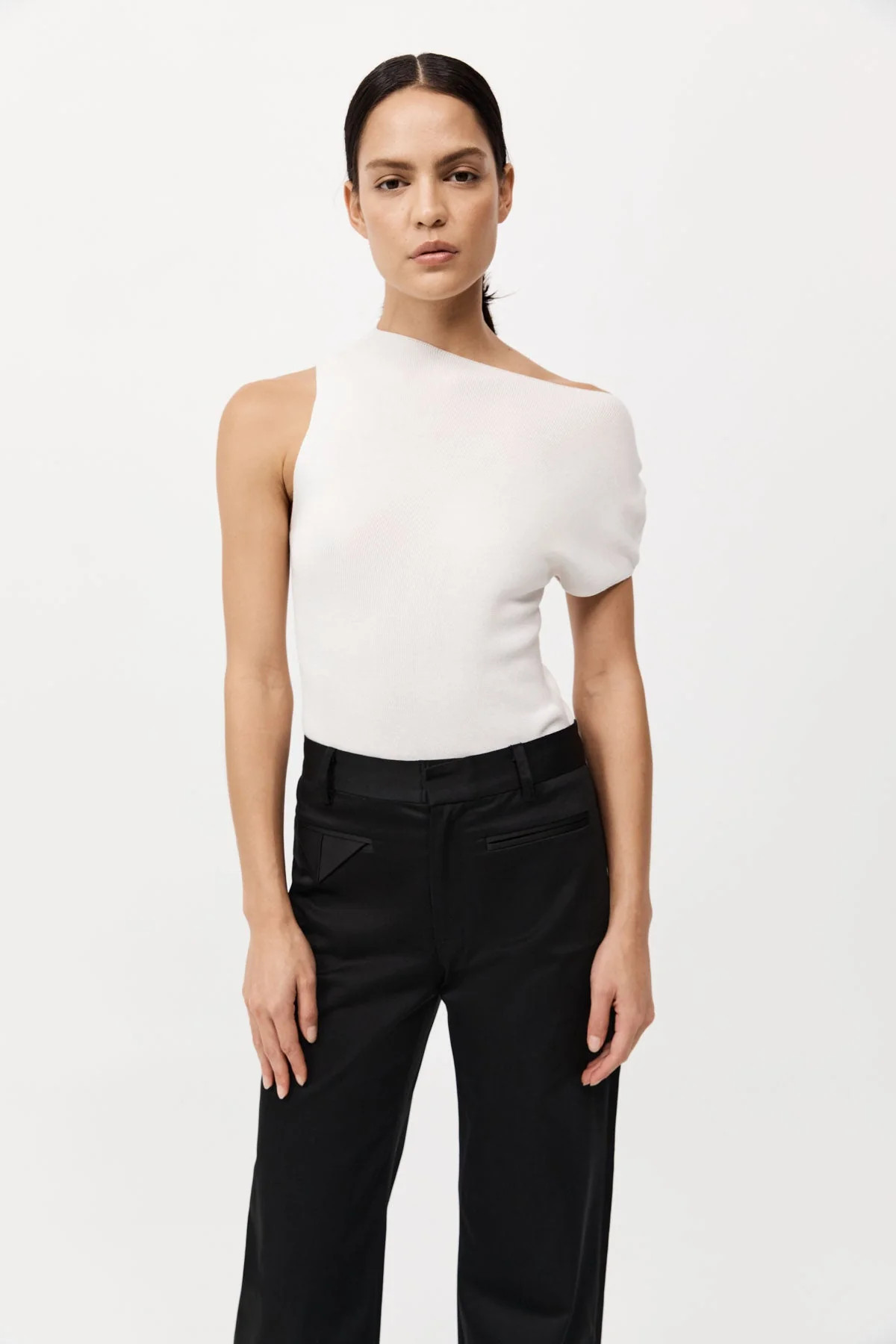 Asymmetric Knit Top - Off White | St. Agni (US, UK, EU)